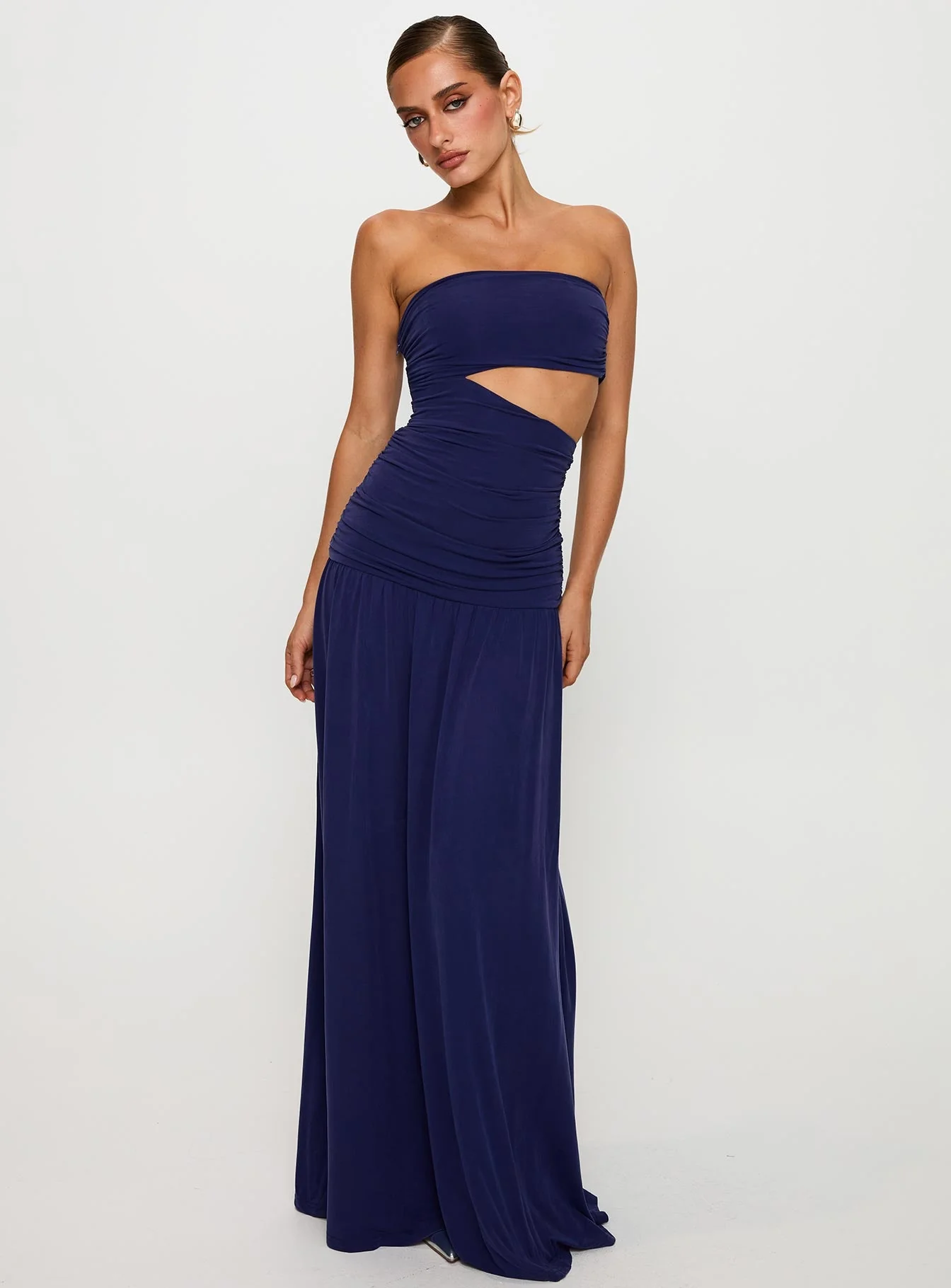 Grandeur Strapless Maxi Dress Navy - Image 3