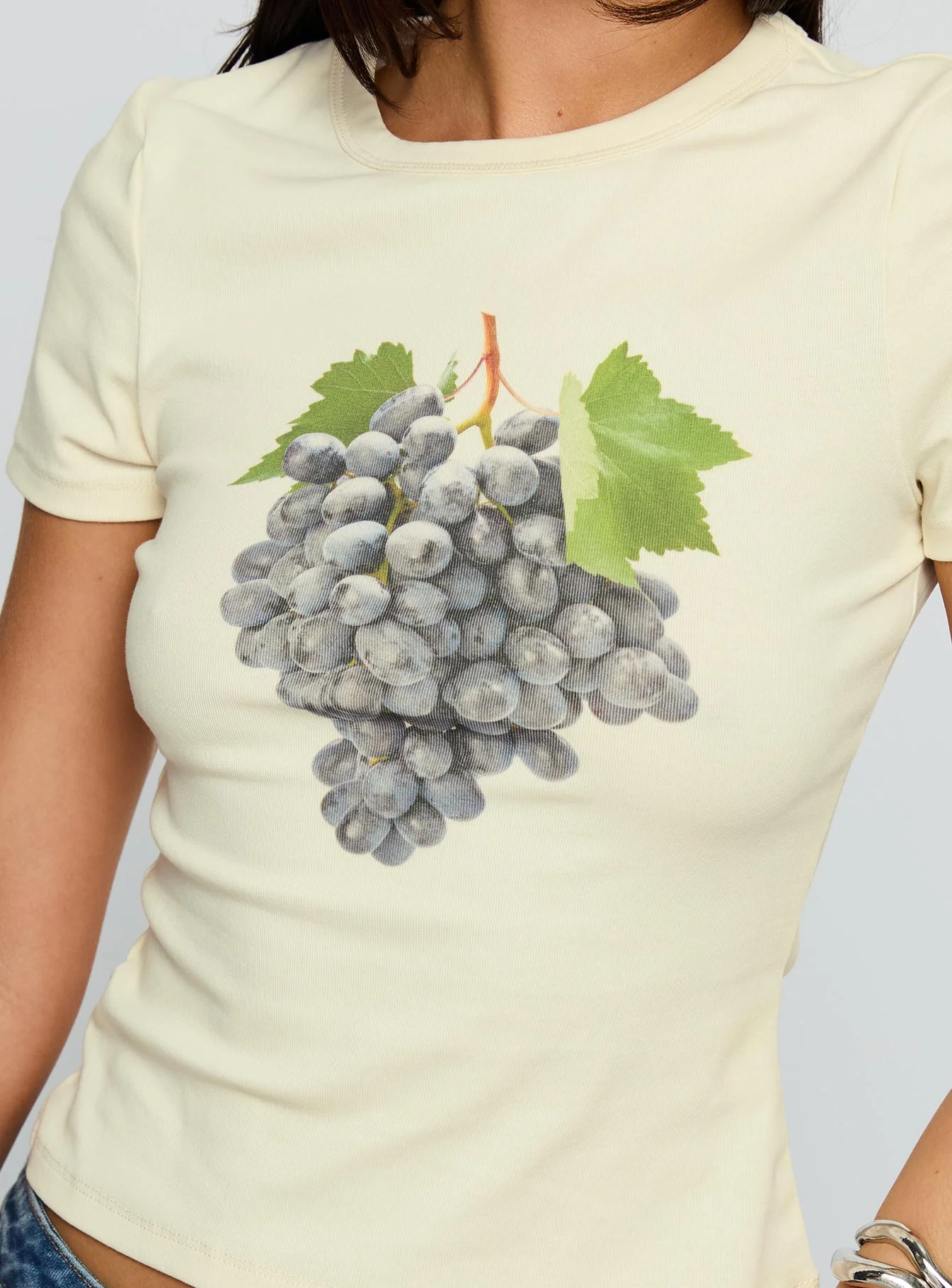 Grapejuice Graphic Top Cream - Image 6