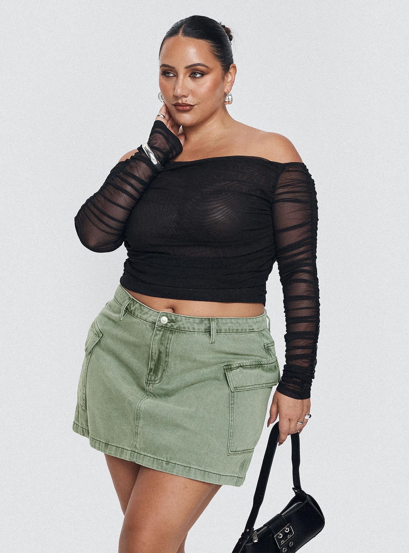 Hartford Off The Shoulder Top Black Curve - Image 8