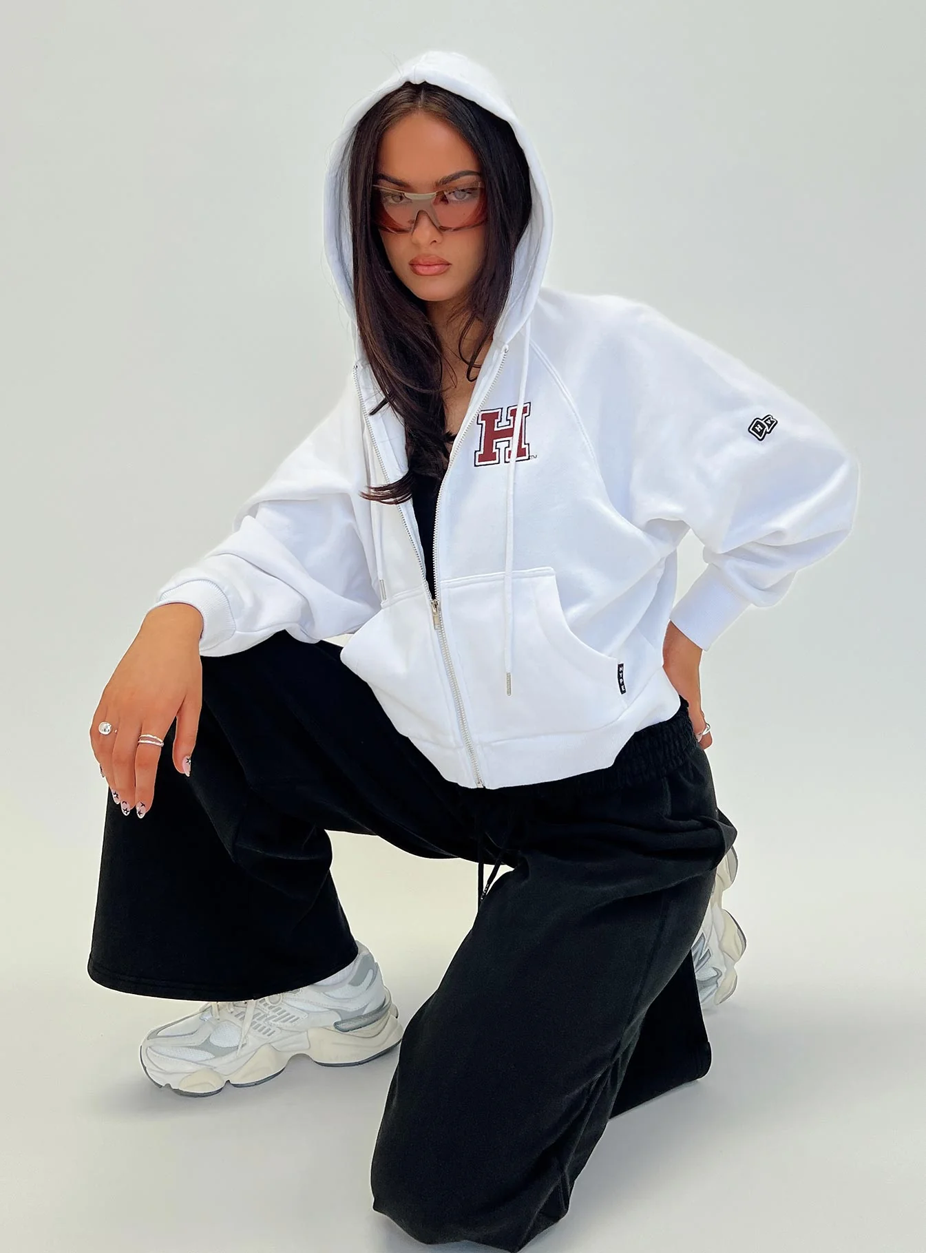 Harvard Raglan Zip Up White / Red - Image 8