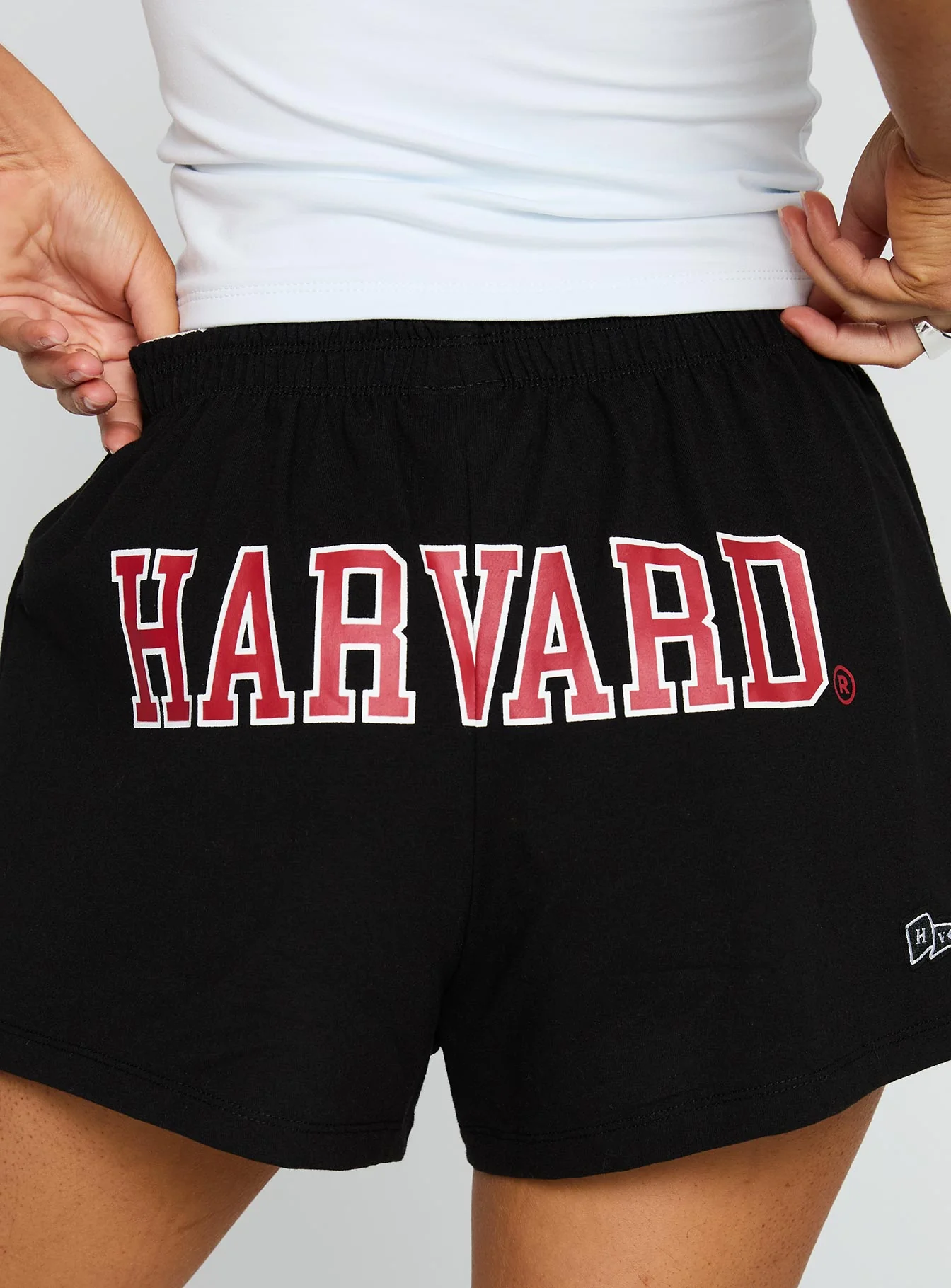 Harvard Soffee Shorts Black - Image 6