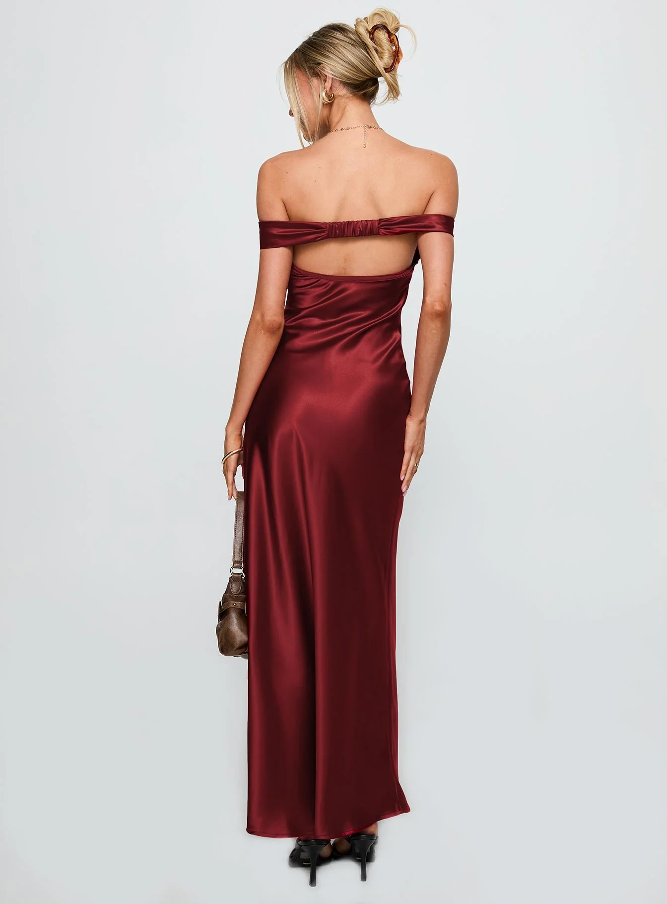 Heartthrobs Off The Shoulder Maxi Dress Red - Image 5