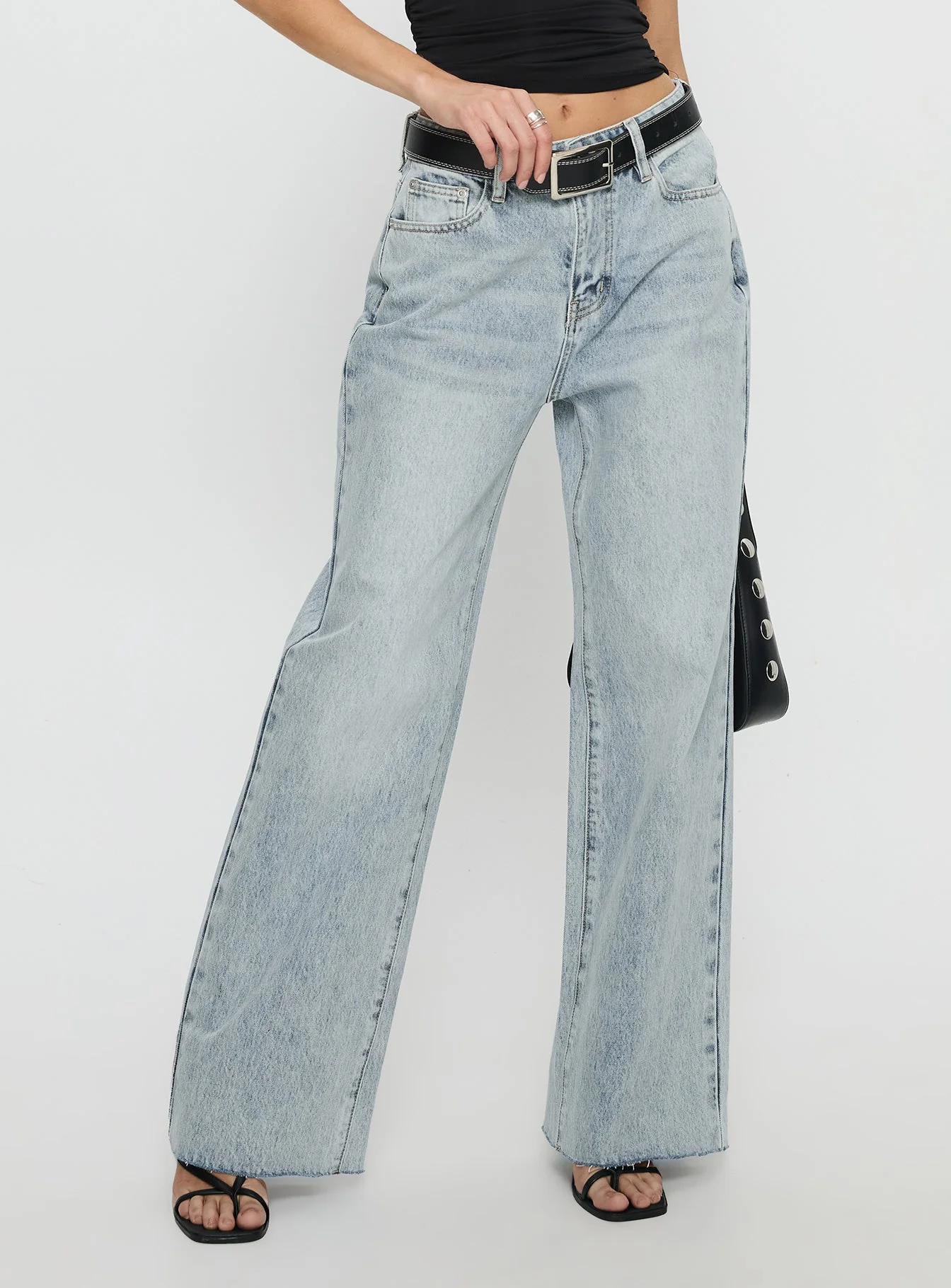 Henesey High Rise Straight Leg Jeans Light Wash - Image 2