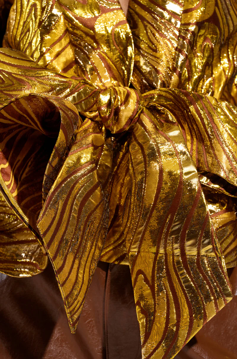 IN A DAYDREAM TIE FRONT BLOUSE IN GOLD - Image 6