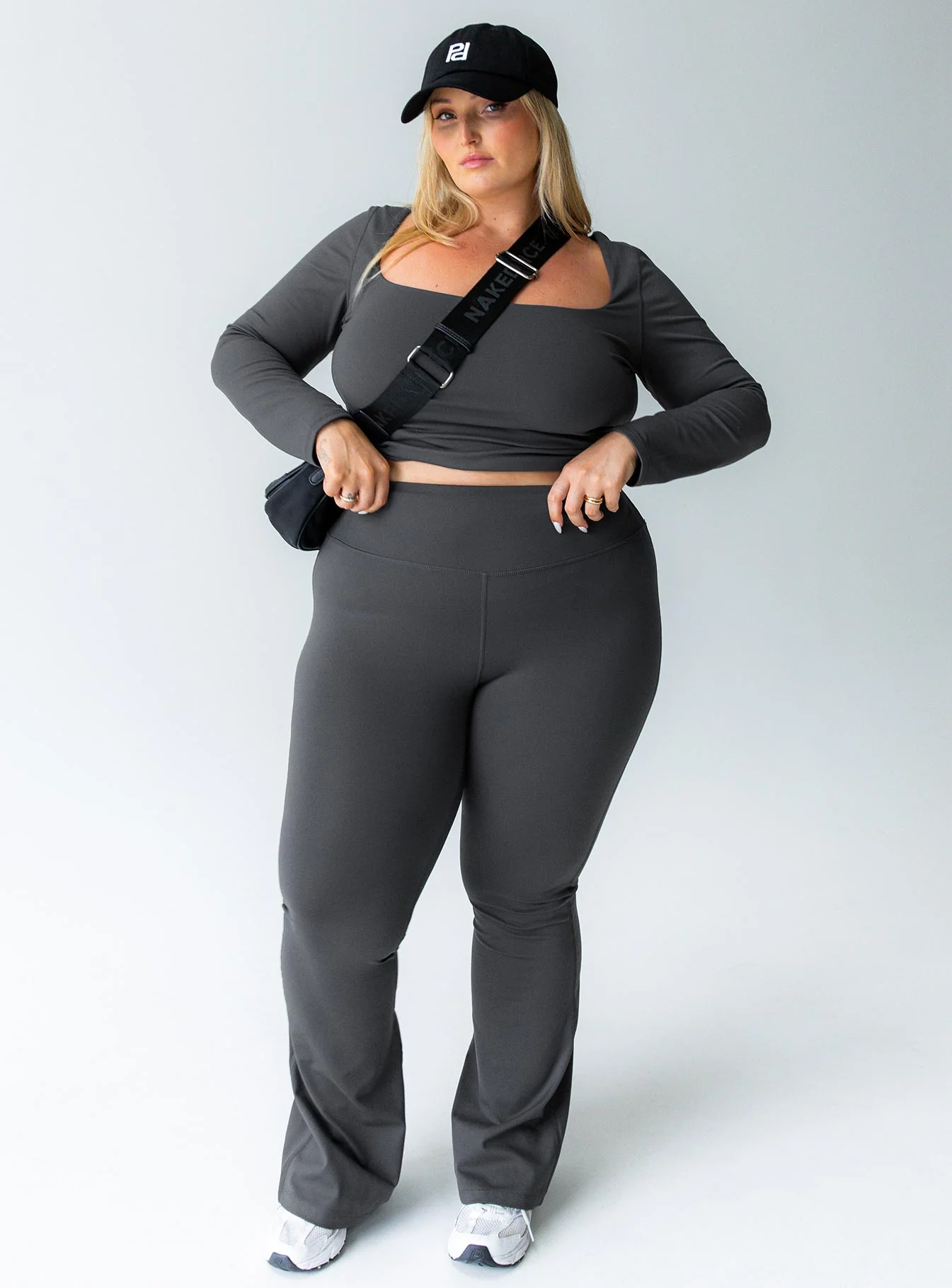 Integrity Activewear Yoga Pants Grey Curve - Image 2