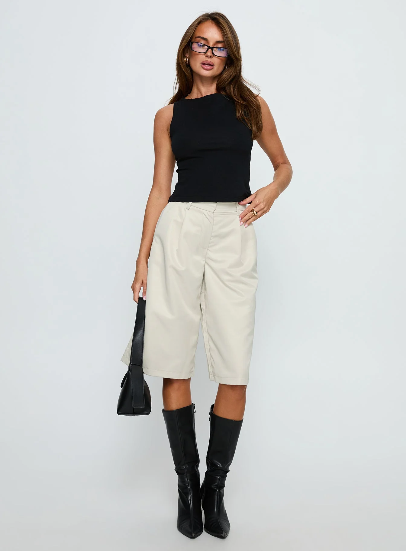 Jakai Longline Tailored Short Cream - Image 2