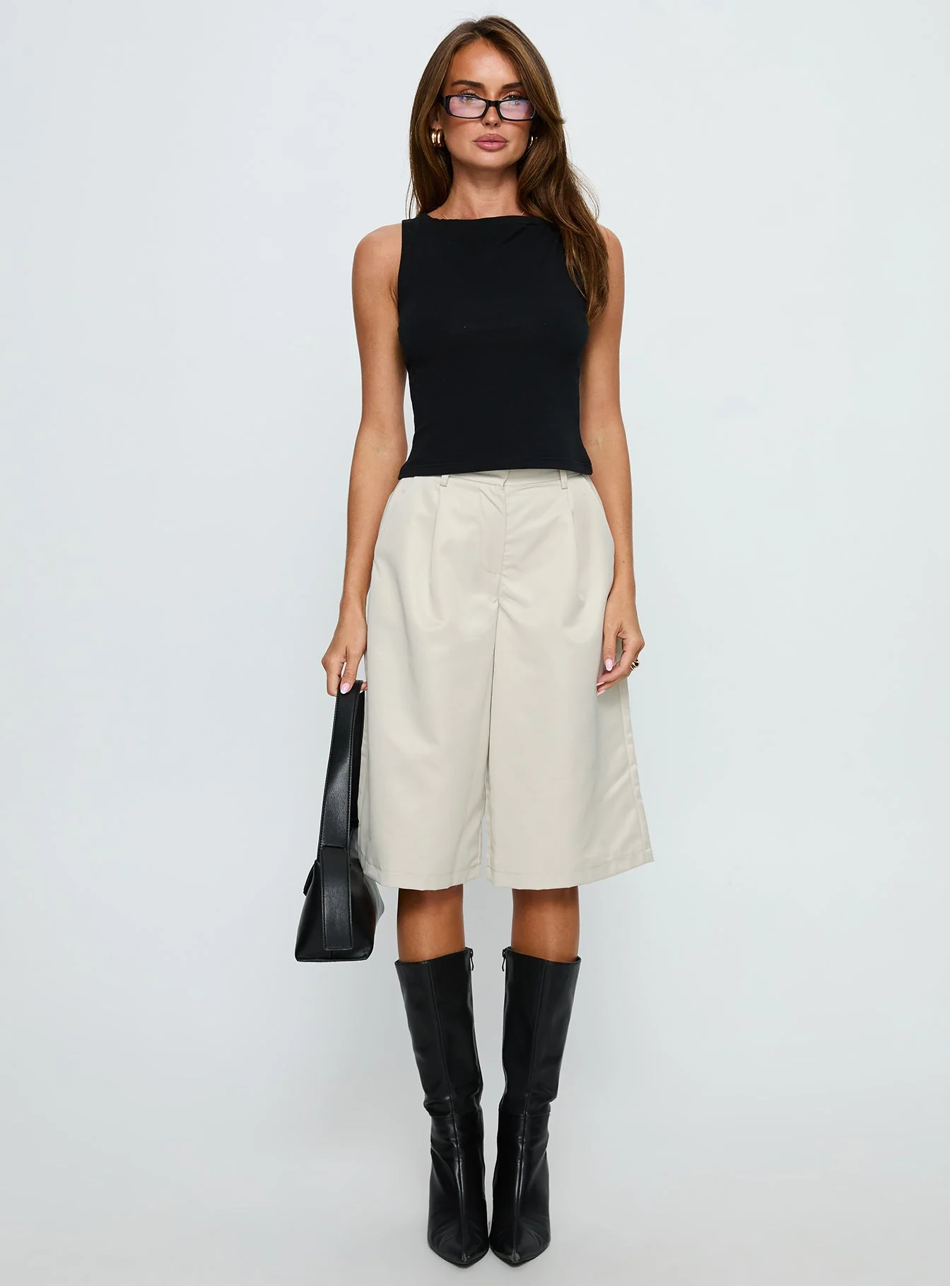 Jakai Longline Tailored Short Cream - Image 7