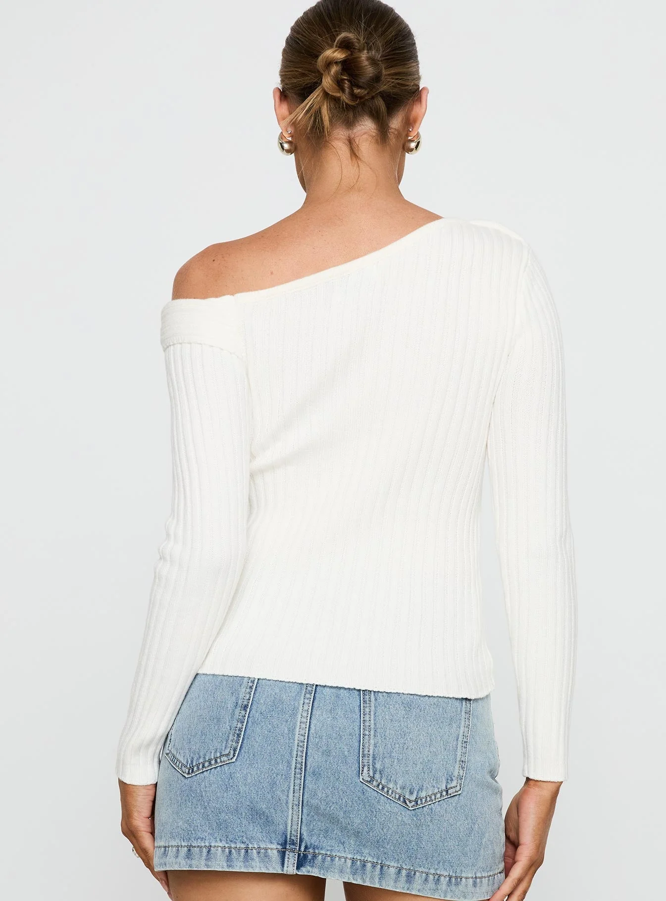 Jaybell Cold Shoulder Sweater White - Image 5