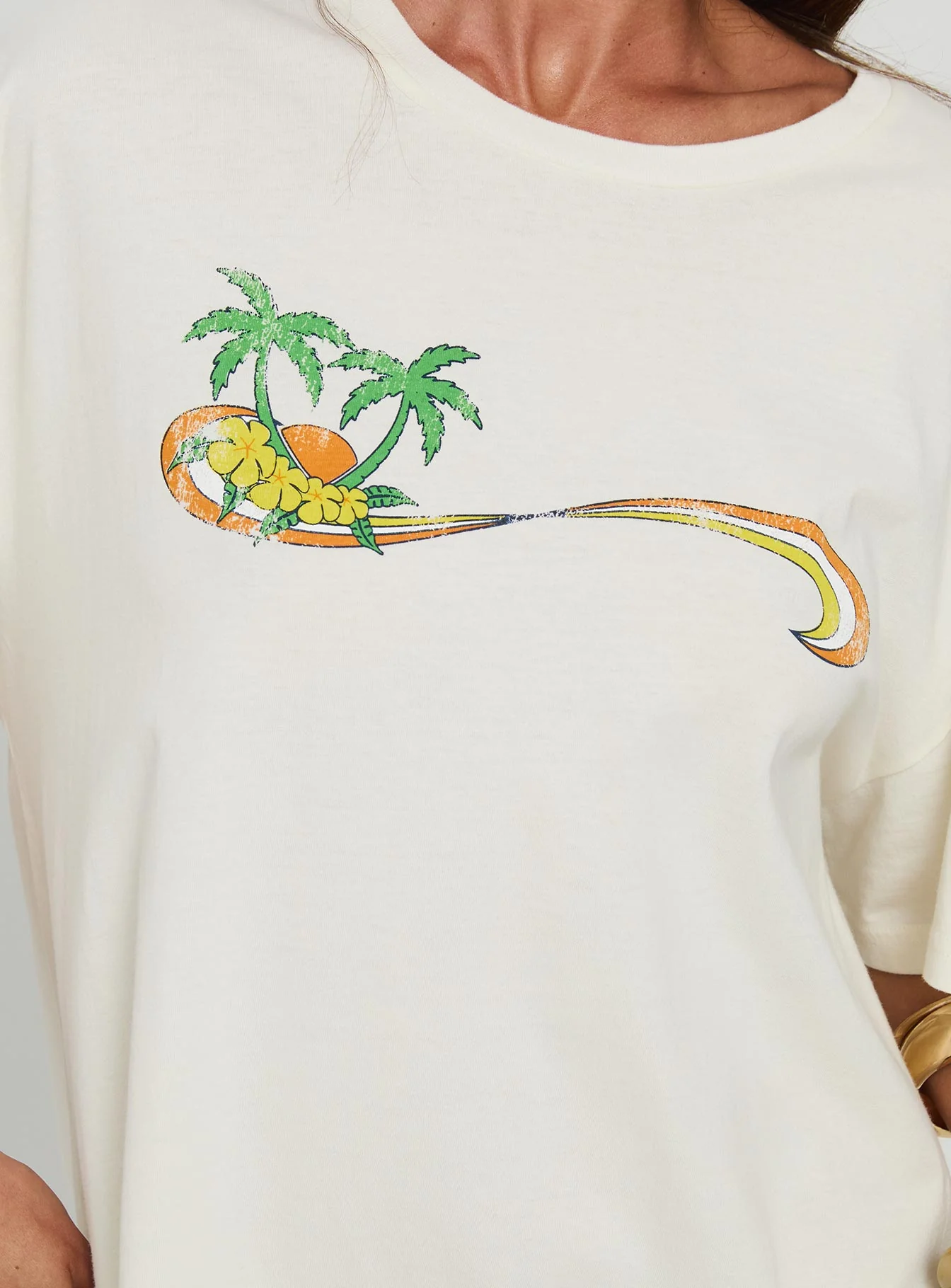 Kawabunga Oversized Graphic Top Cream - Image 5