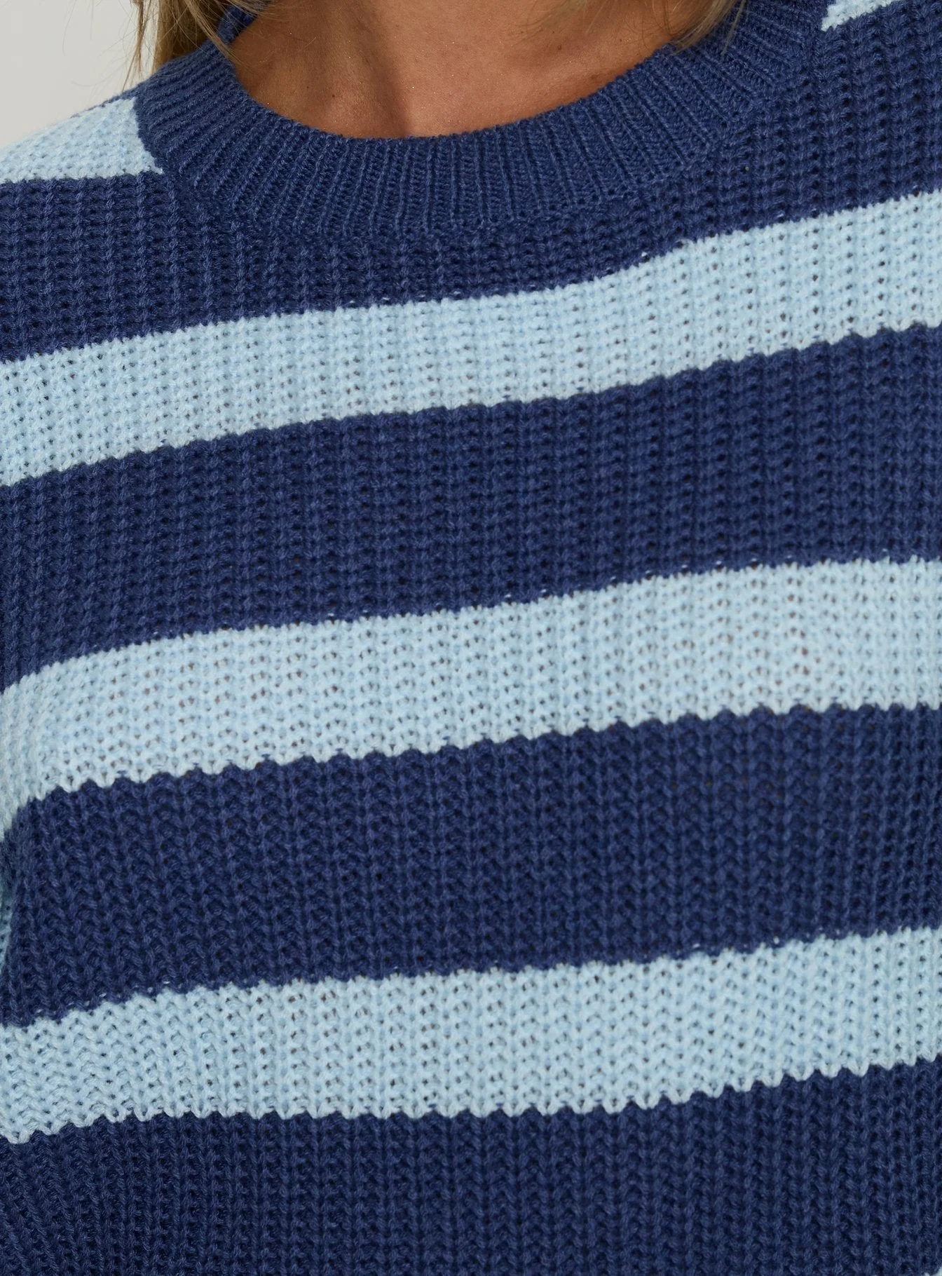 Kealin Crew Neck Knit Sweater Blue Stripe - Image 6