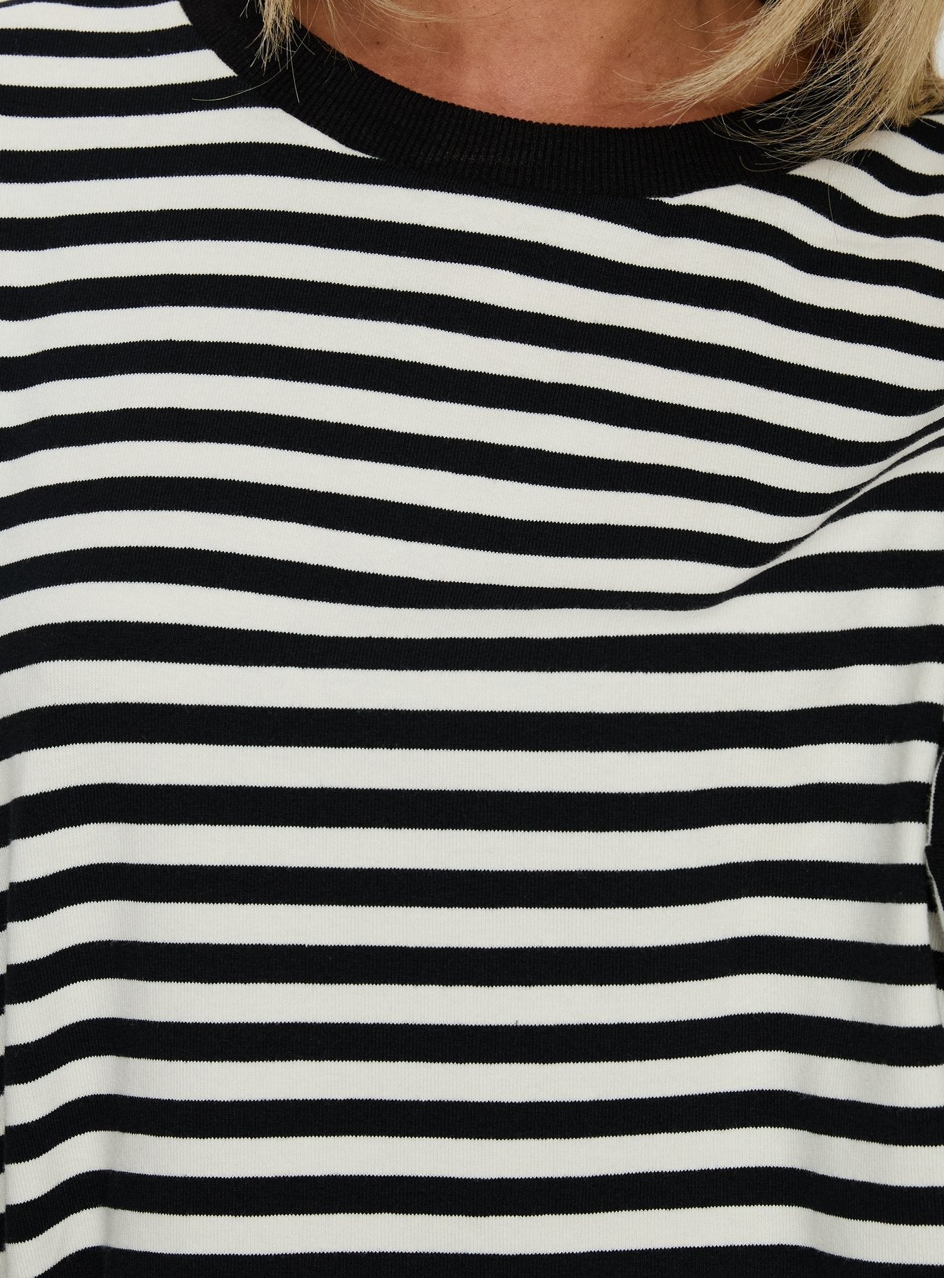 Settle Down Short Sleeve Top Black / White Stripe - Image 6