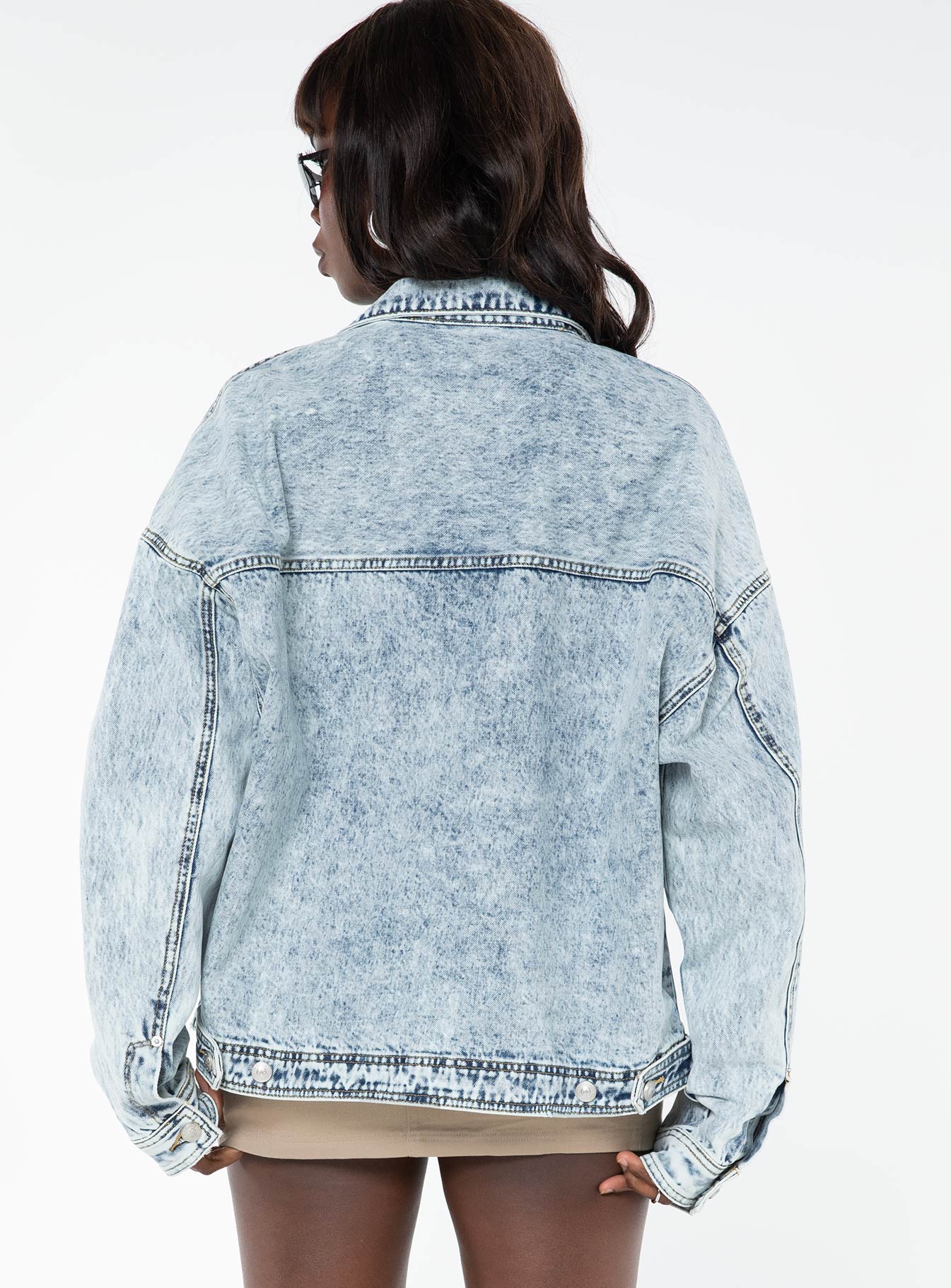 Kier Oversized Jacket Denim Light Wash - Image 5