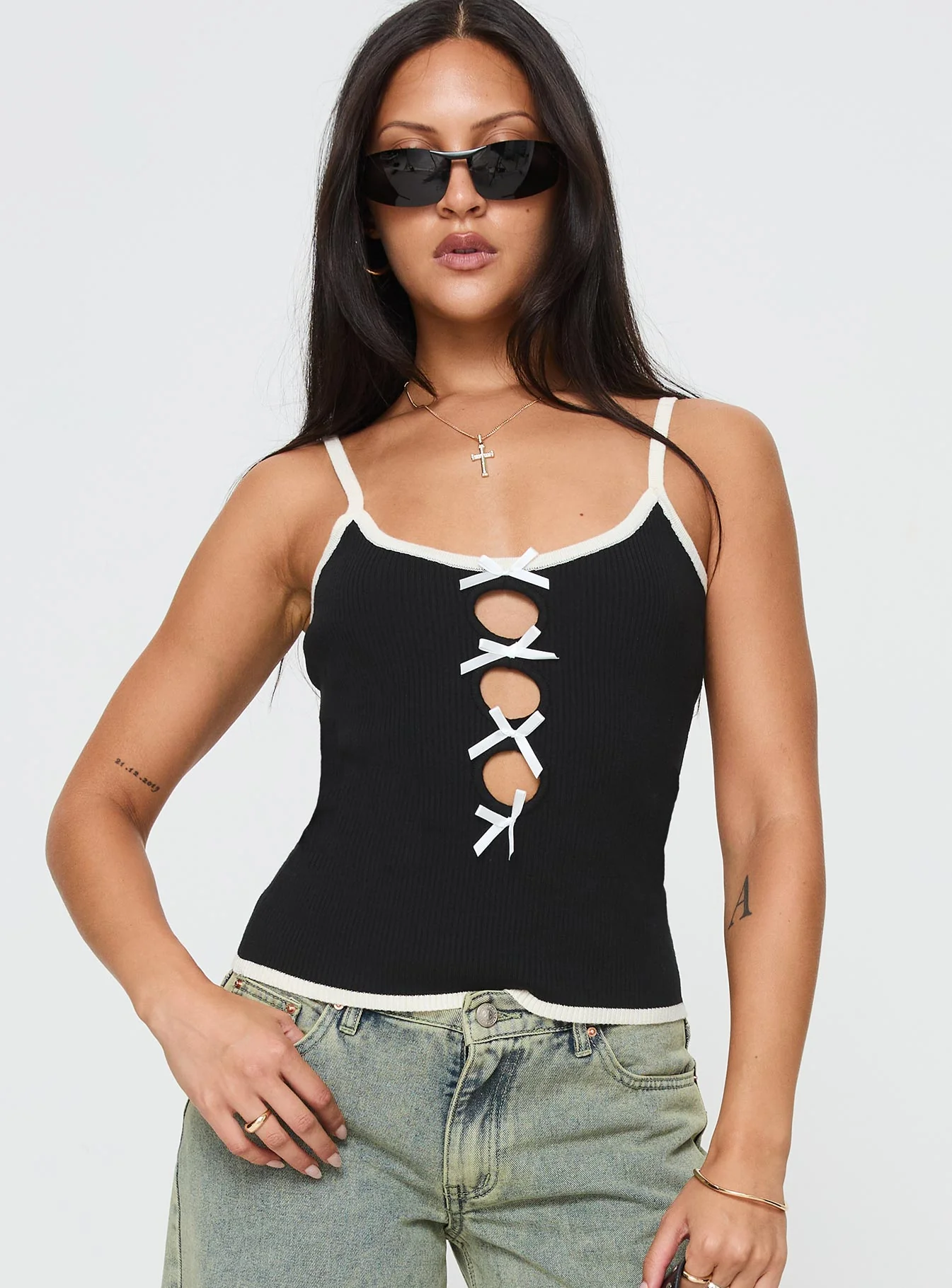 Kiss Me Cami Black - Image 2