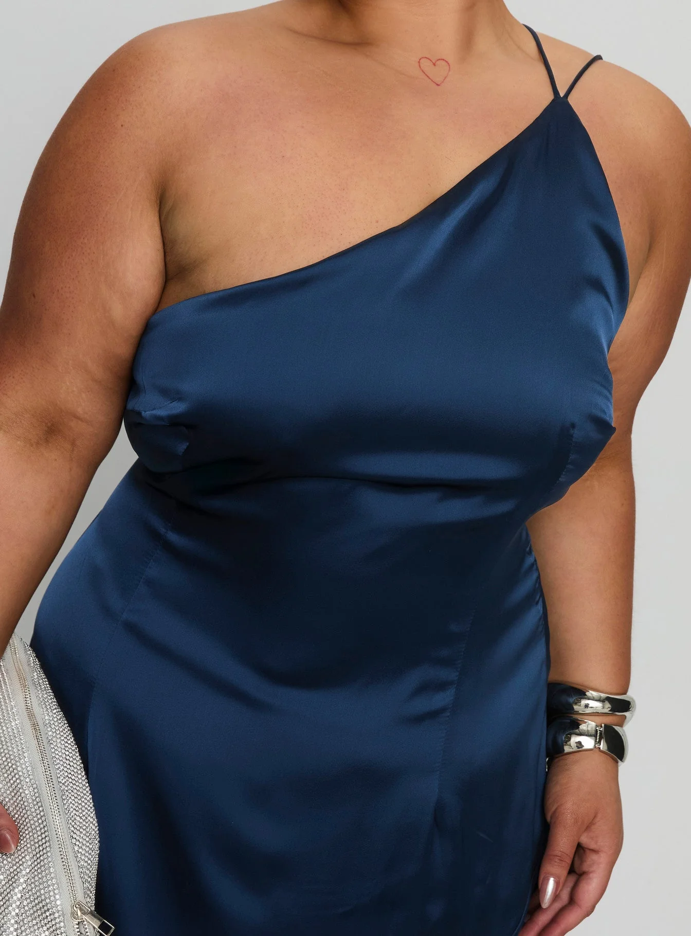 Kiss Of Life Satin Maxi Dress Navy Curve - Image 6