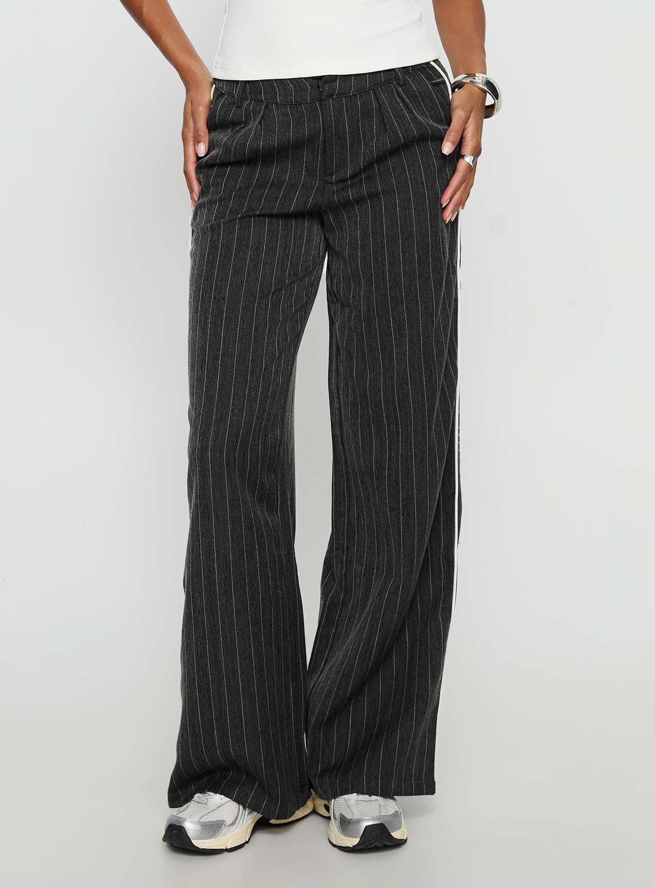 Knowla Pleated Trouser Pant Grey Pinstripe - Image 2