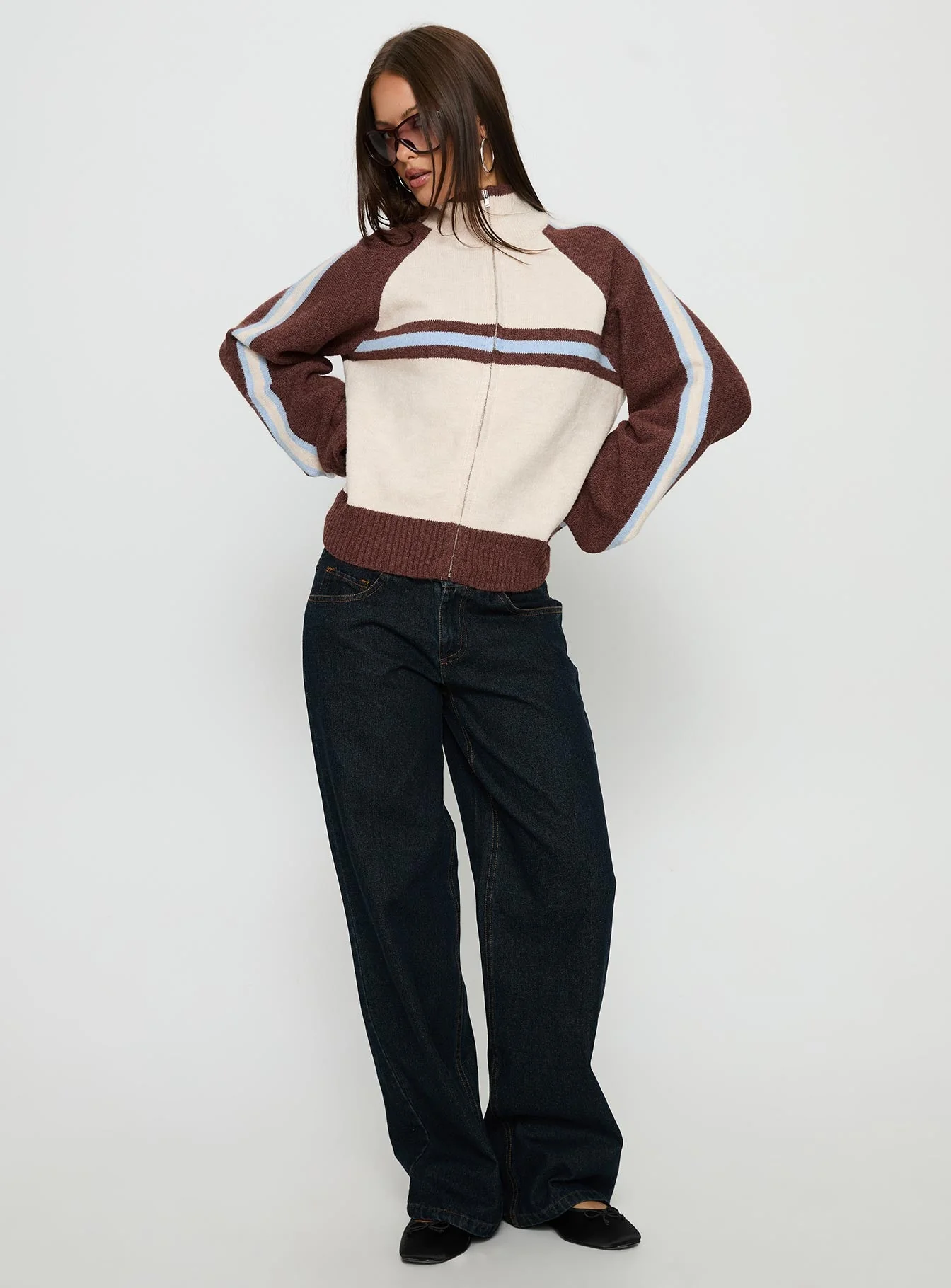 Korinne Low Rise Baggy Jeans Indigo - Image 3