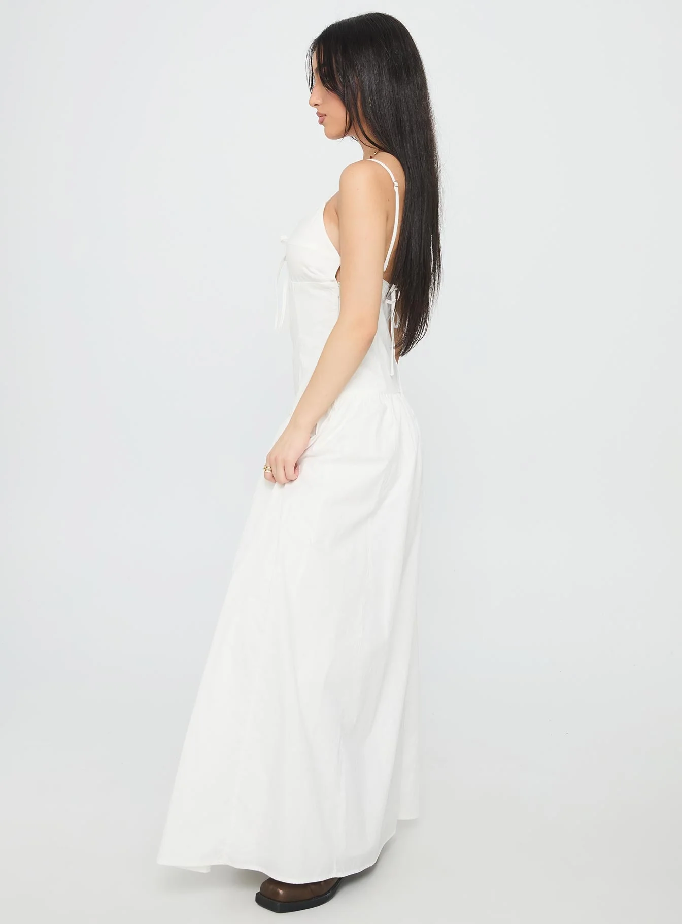 Lady Belle Drop Waist Pleat Maxi Dress White - Image 4