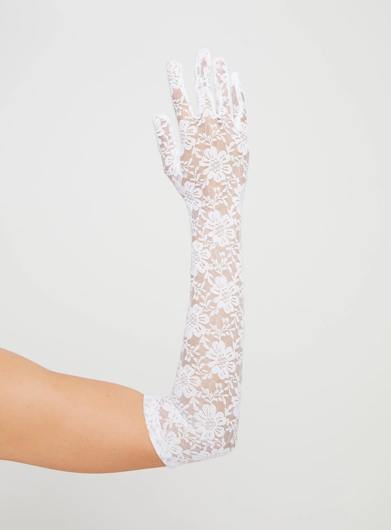 Lady Violet Lace Gloves White - Image 4