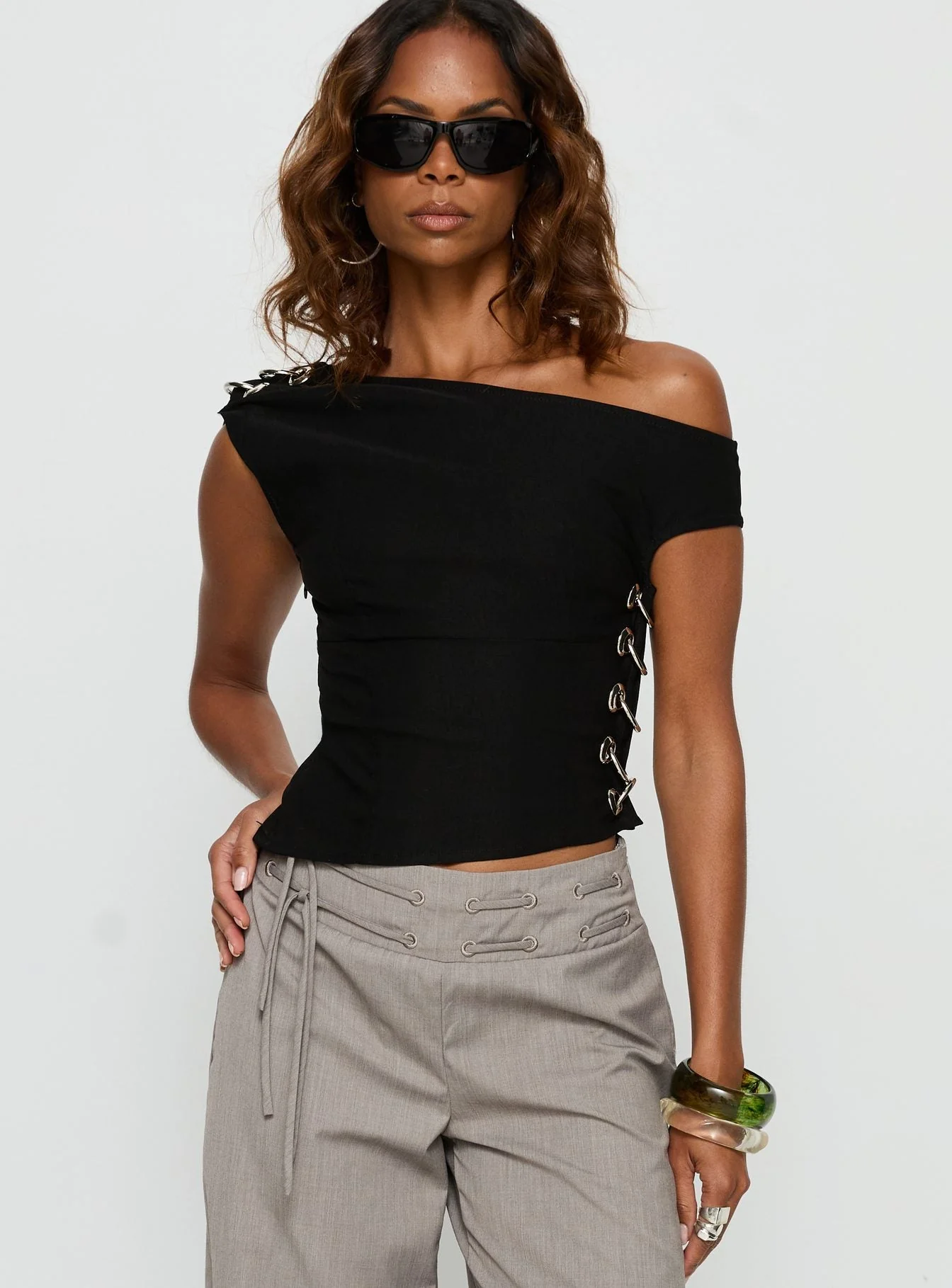 Laude Eyelet Off Shoulder Top Black - Image 2