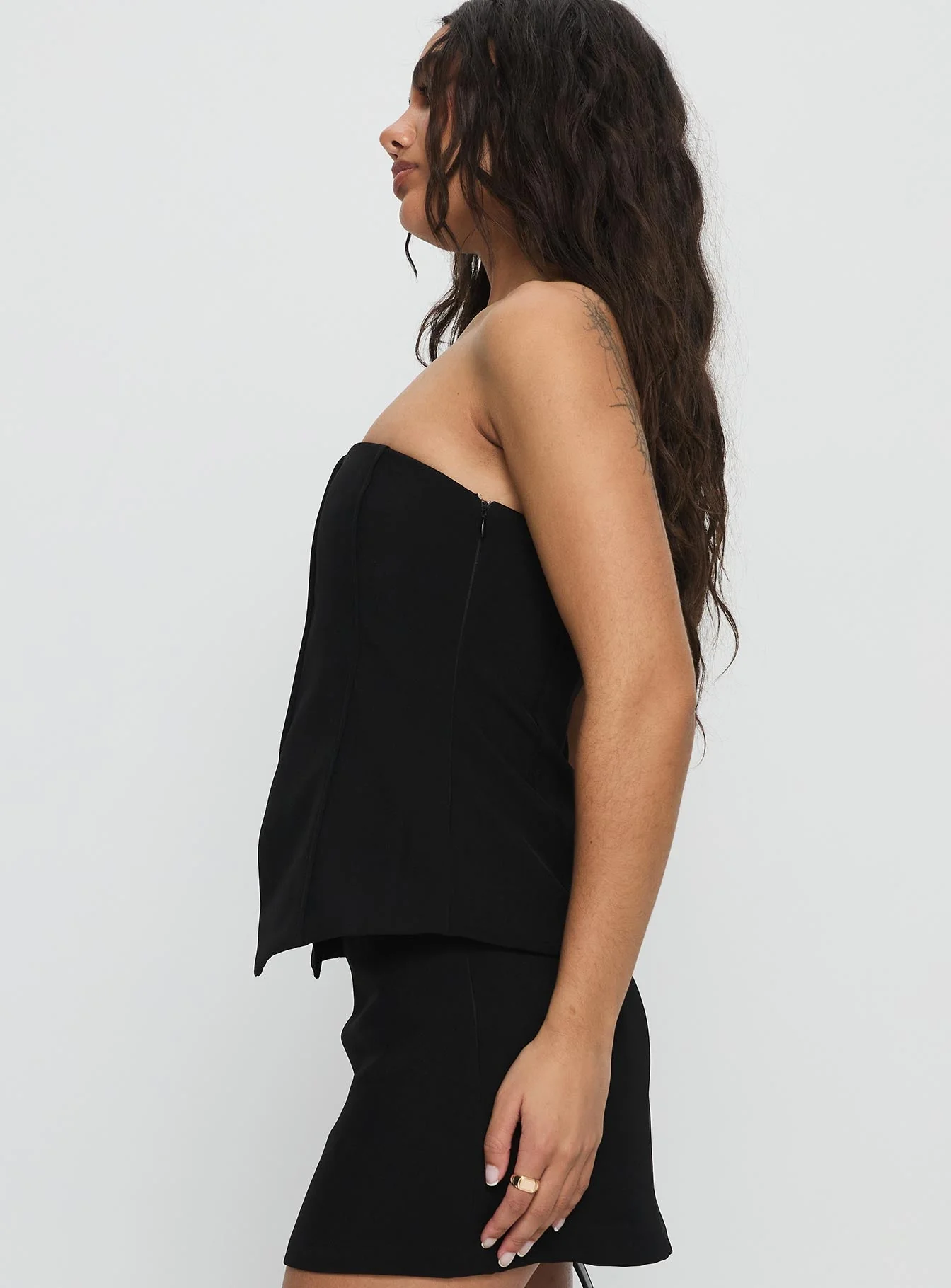Lavish Living Strapless Top Black - Image 4