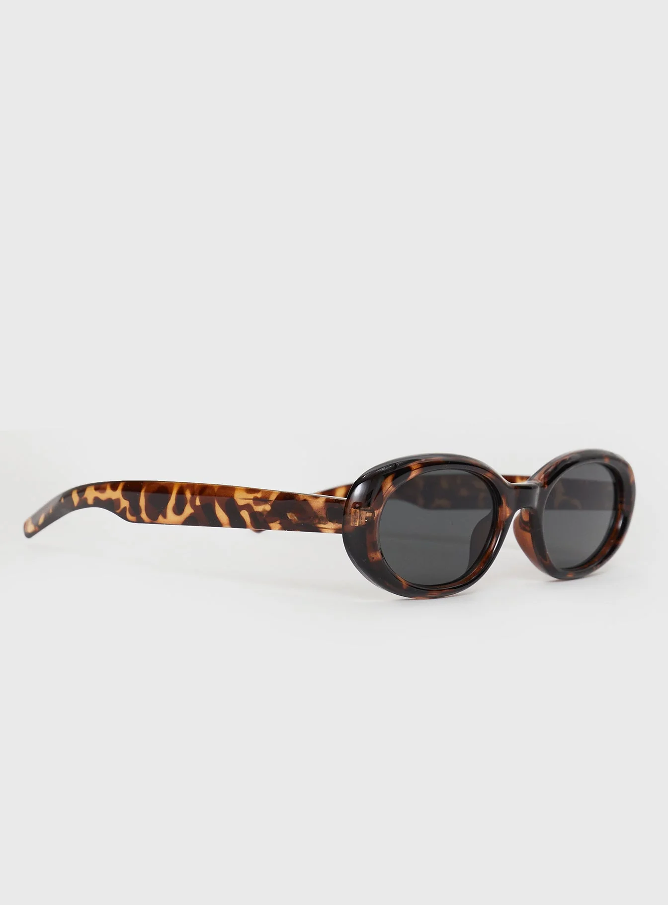 Leopold Sunglasses Tort - Image 3