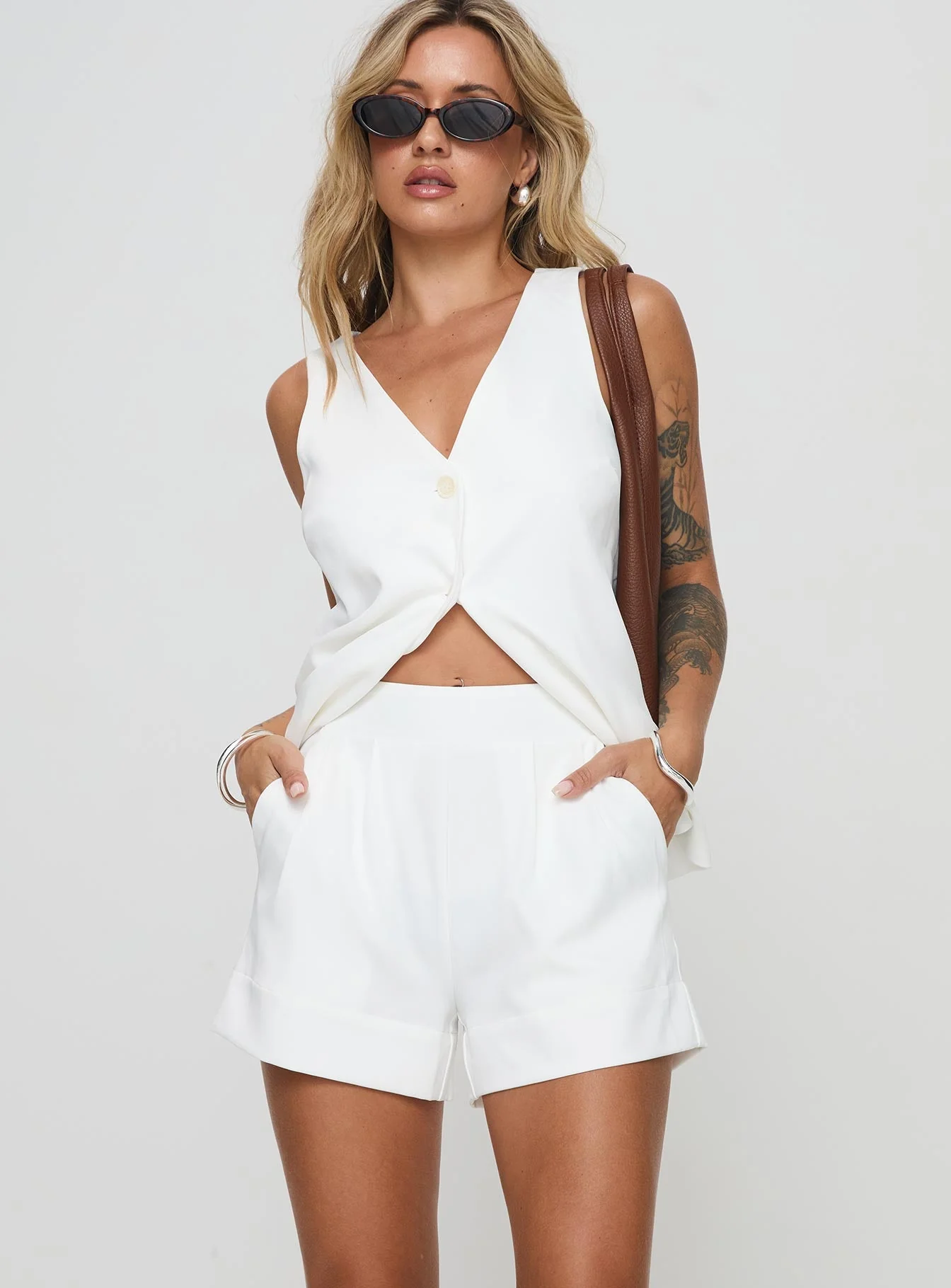 Lesky Set White - Image 3