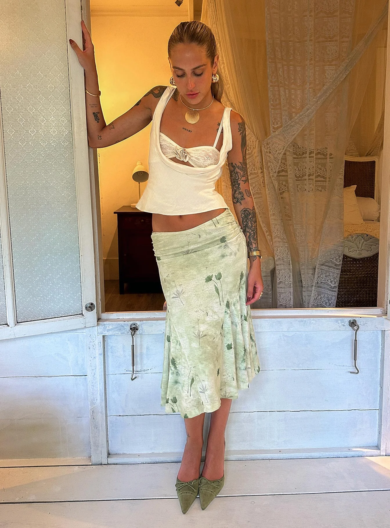 Lewish Low Rise Midi Skirt Green Floral - Image 14