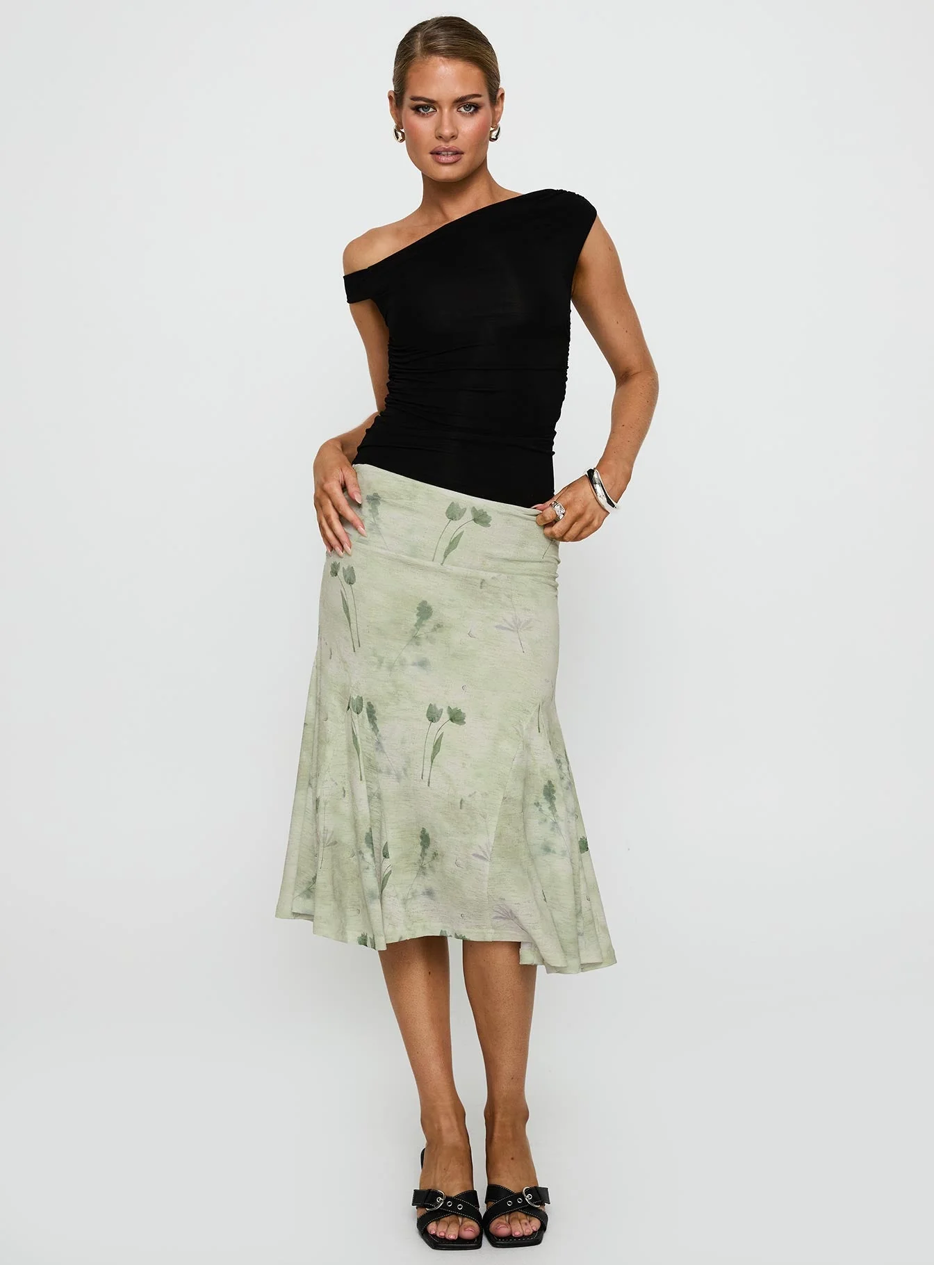Lewish Low Rise Midi Skirt Green Floral - Image 3