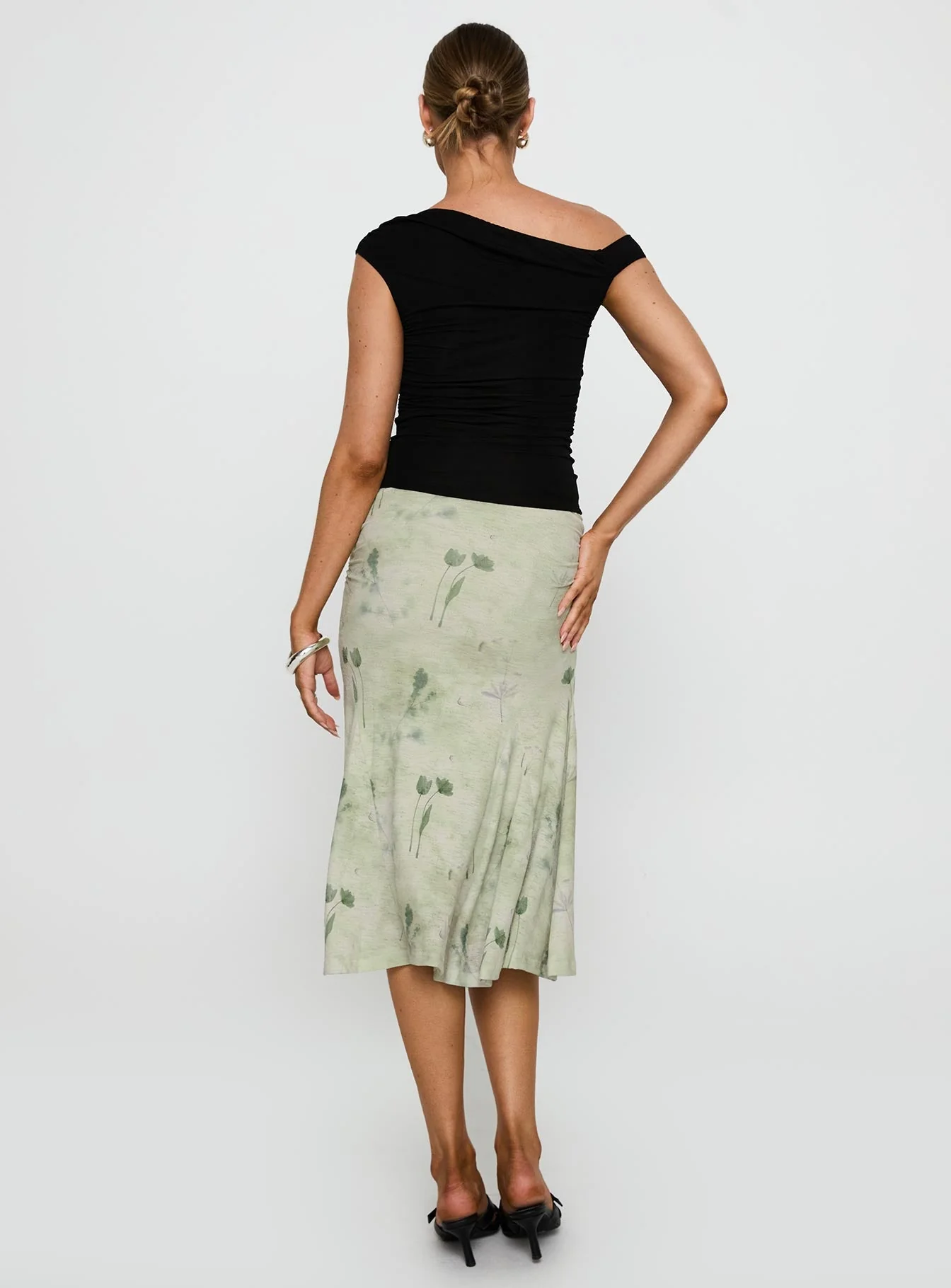 Lewish Low Rise Midi Skirt Green Floral - Image 5