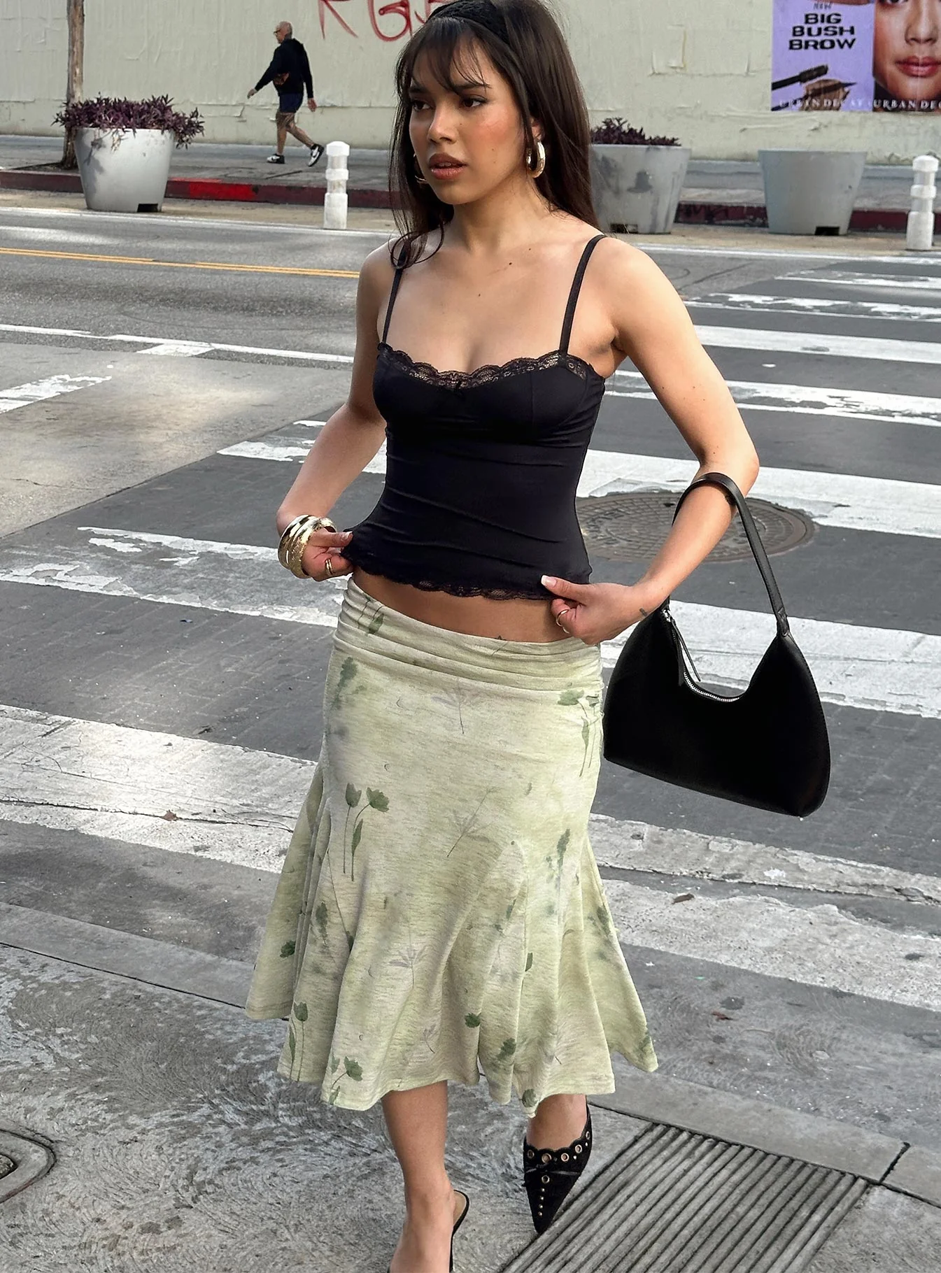 Lewish Low Rise Midi Skirt Green Floral - Image 8
