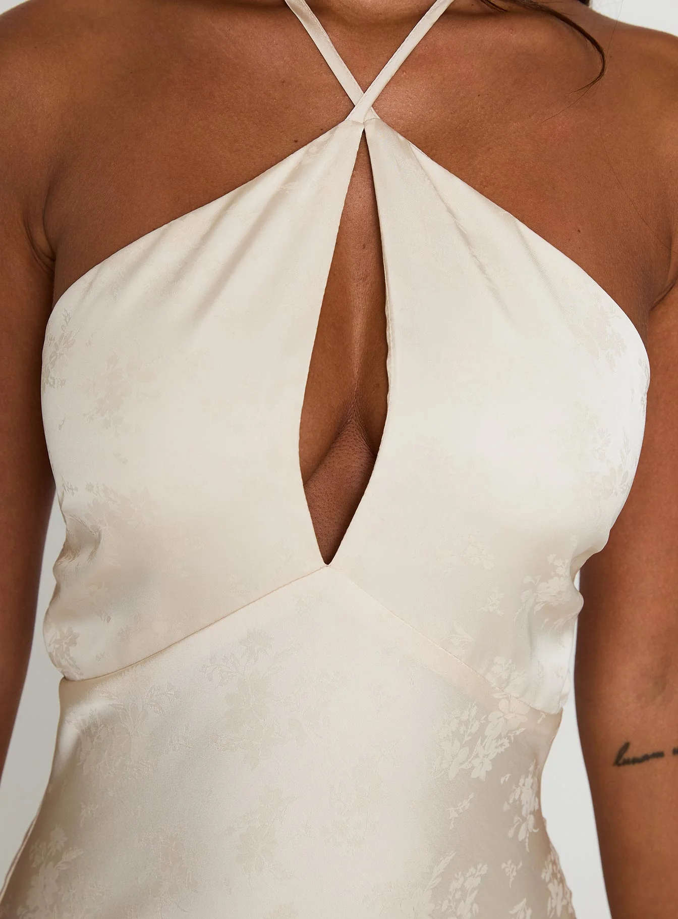 Limosina Halter Maxi Dress Champagne - Image 5