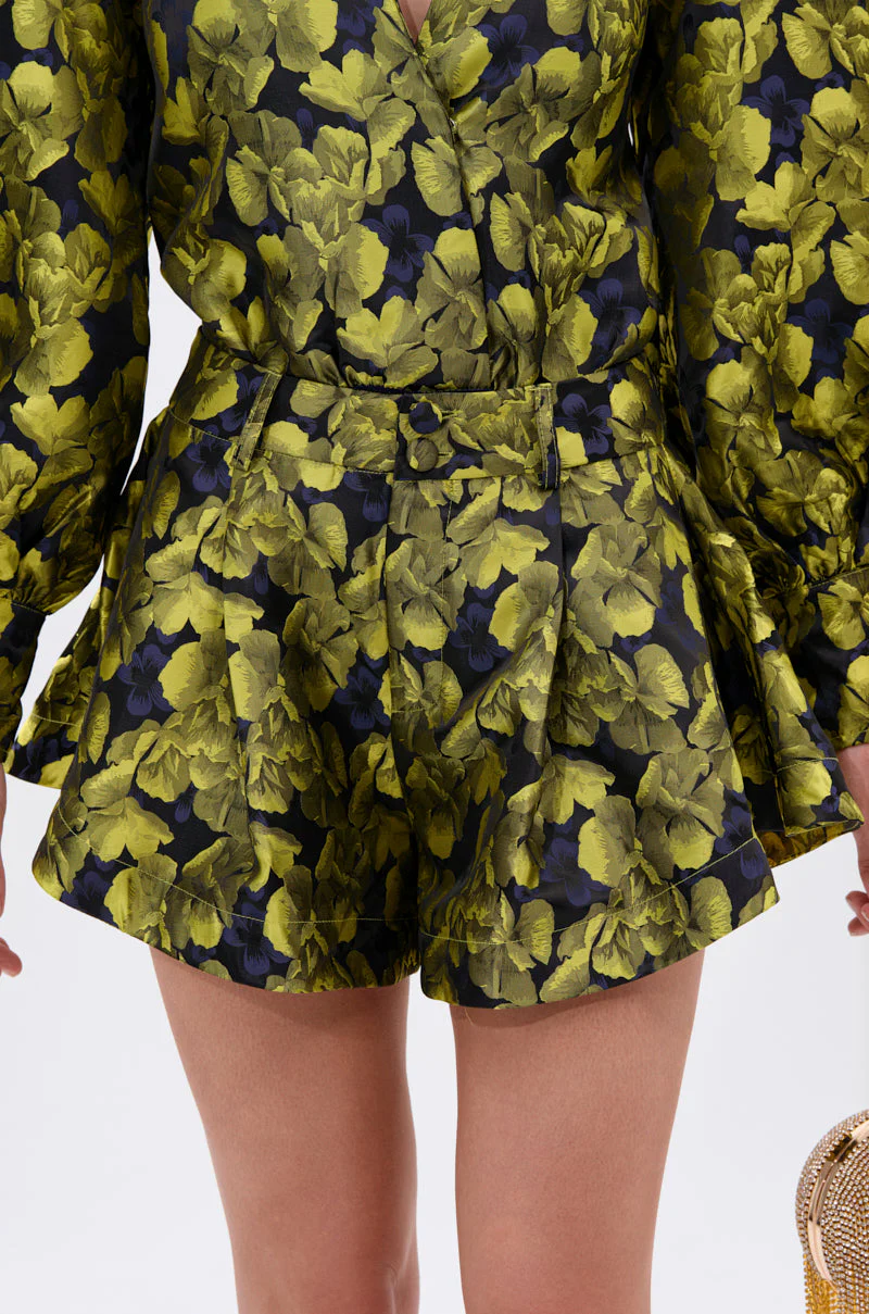 LOOK THIS WAY FLORAL SHORTS - Image 6
