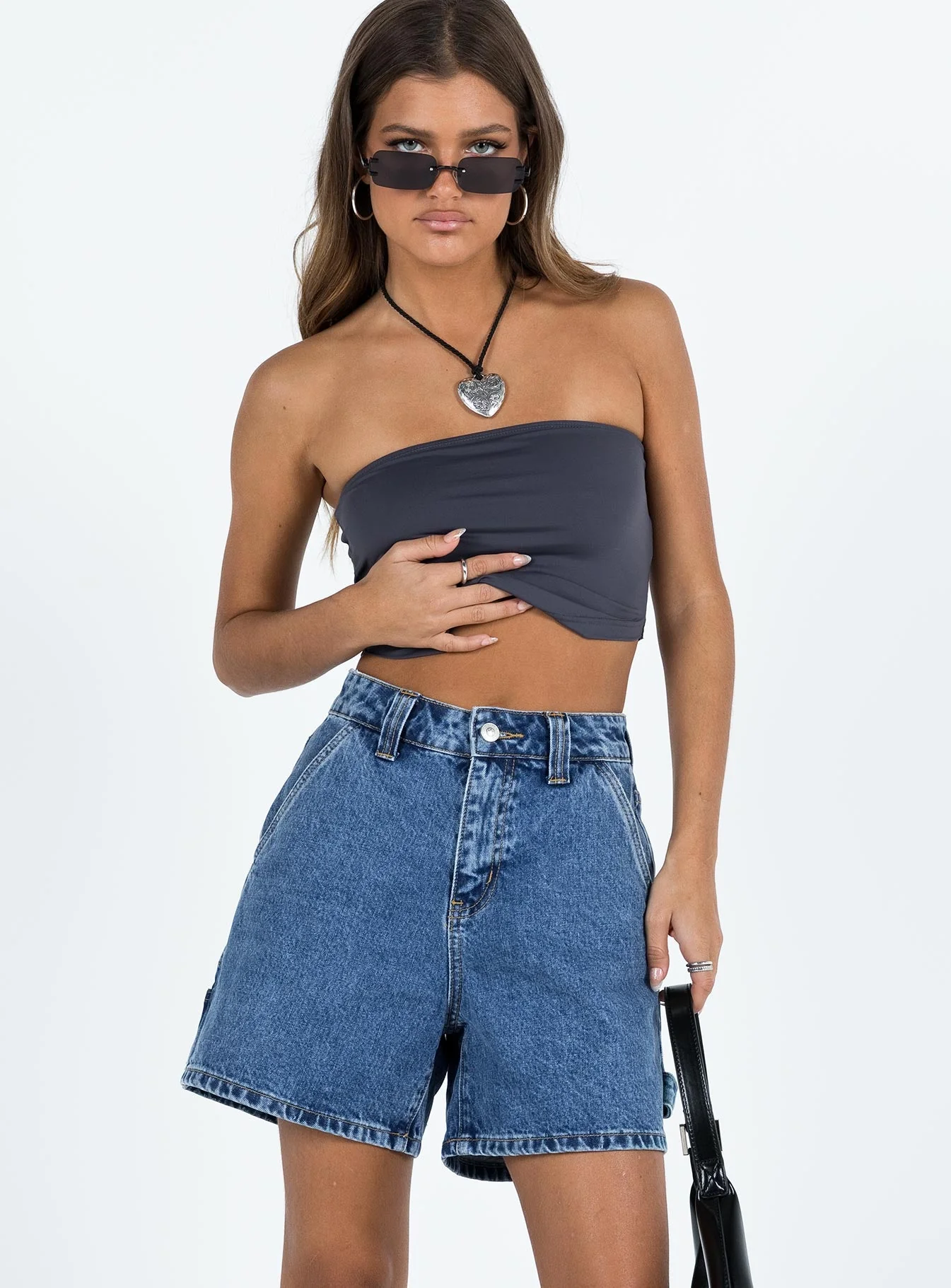 Lou Carpenter Denim Shorts Mid Wash - Image 3