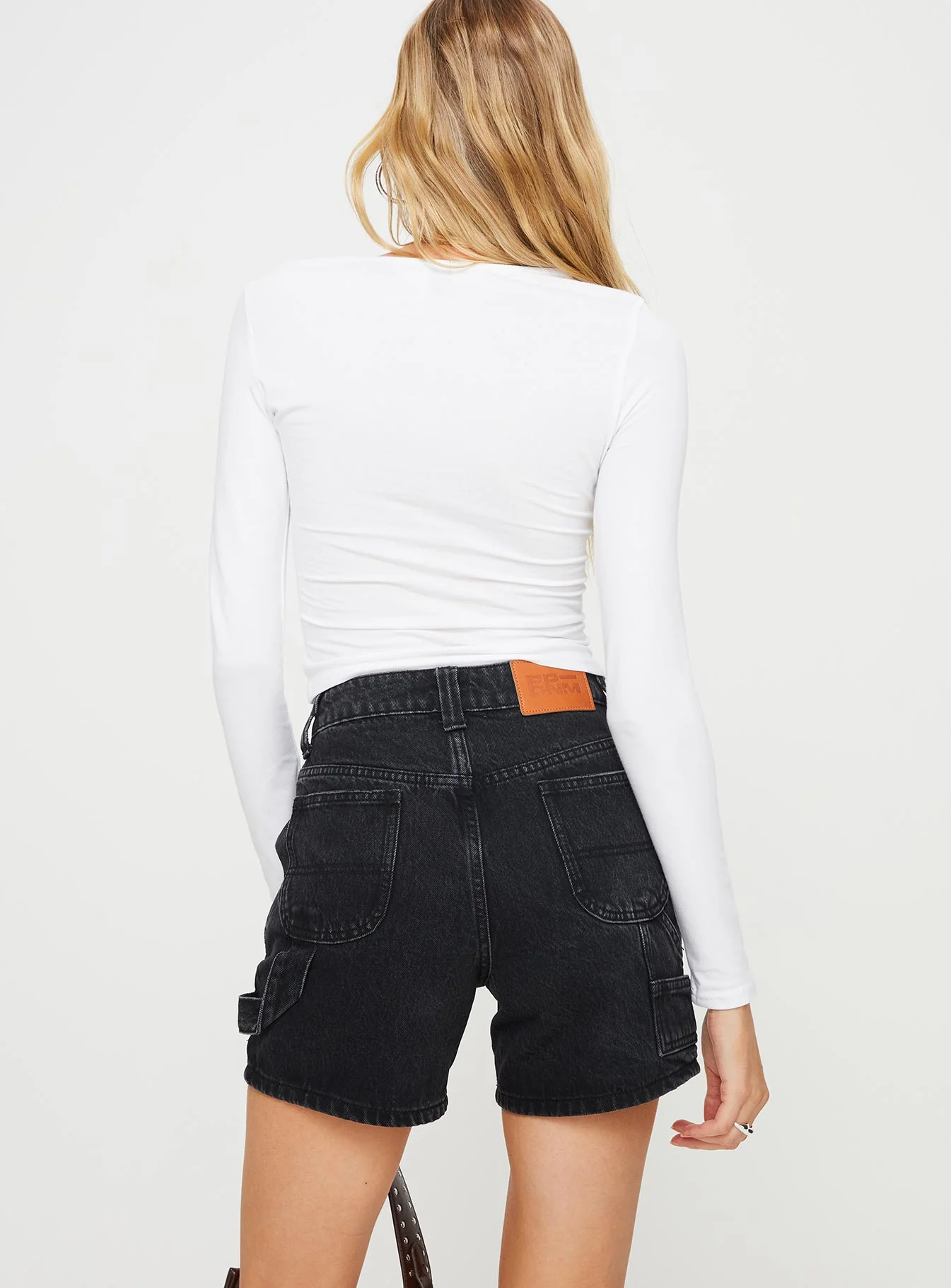 Lou Carpenter Denim Shorts Washed Black - Image 5