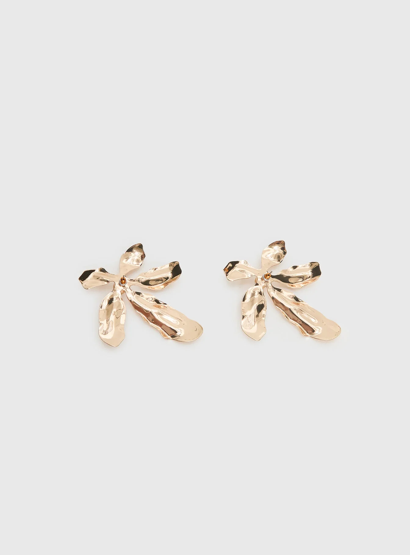 Love Is Free Flower Earrings Gold - Image 4