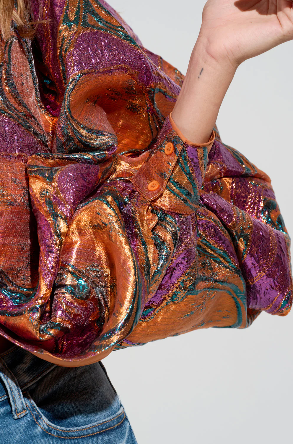 LUXURIOUS TENDENCIES BROCADE LONG SLEEVE PUFF BLOUSE - Image 6
