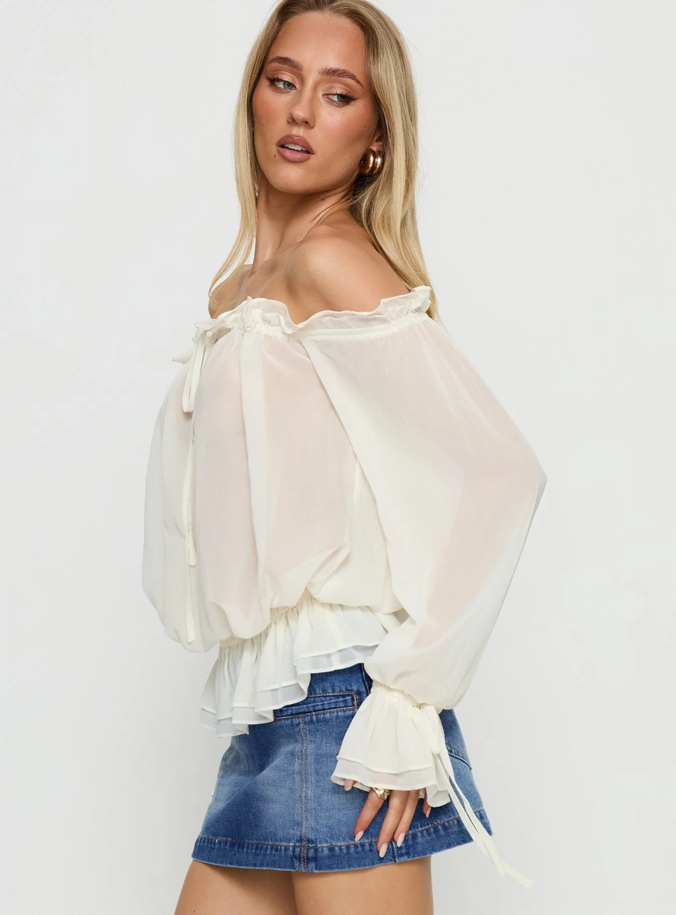 Madelina Frill Long Sleeve Top Cream - Image 4