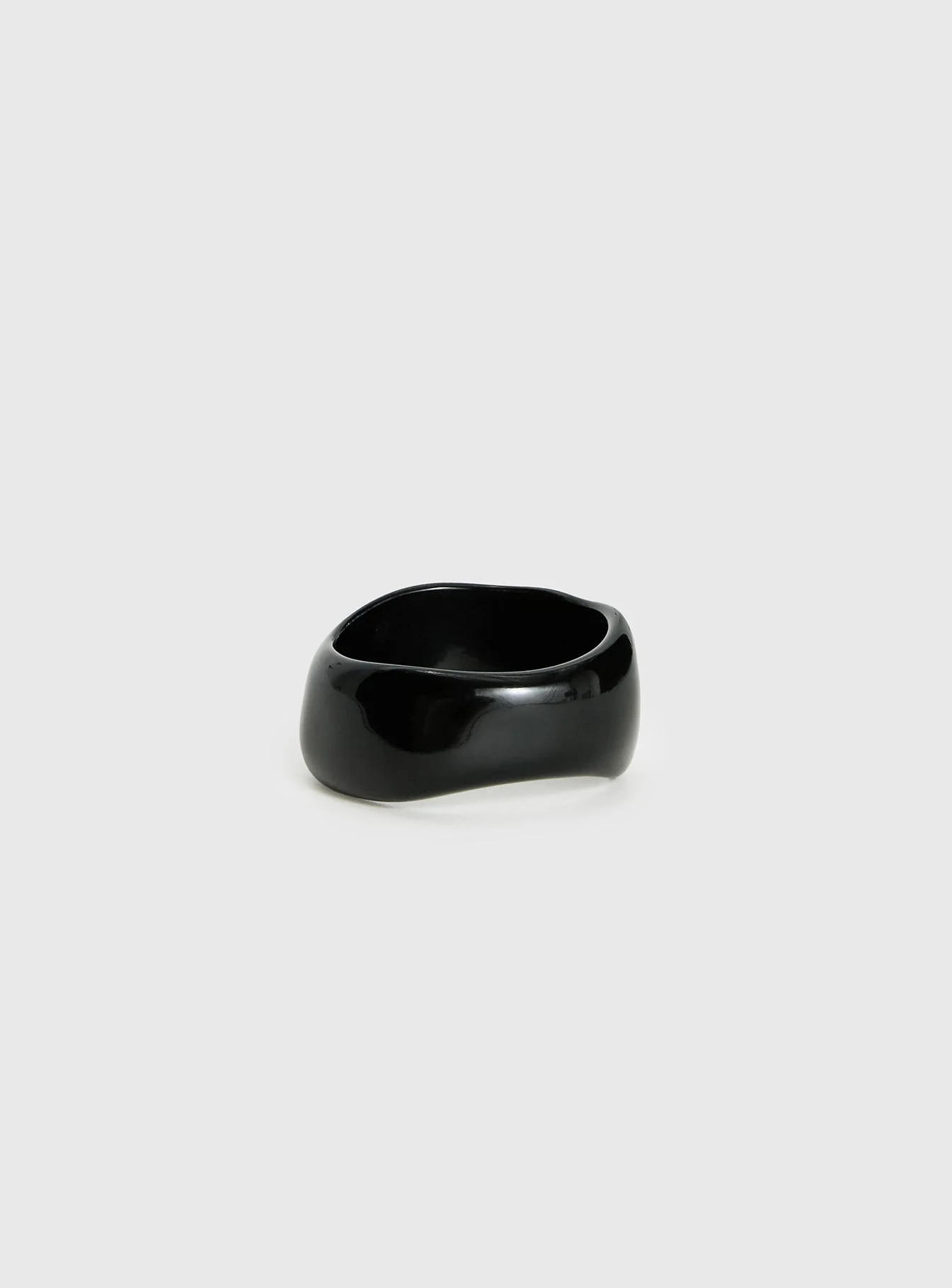 Madlen Resin Cuff Black - Image 2