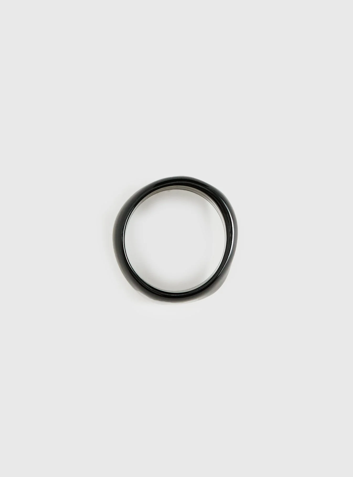 Madlen Resin Cuff Black - Image 3
