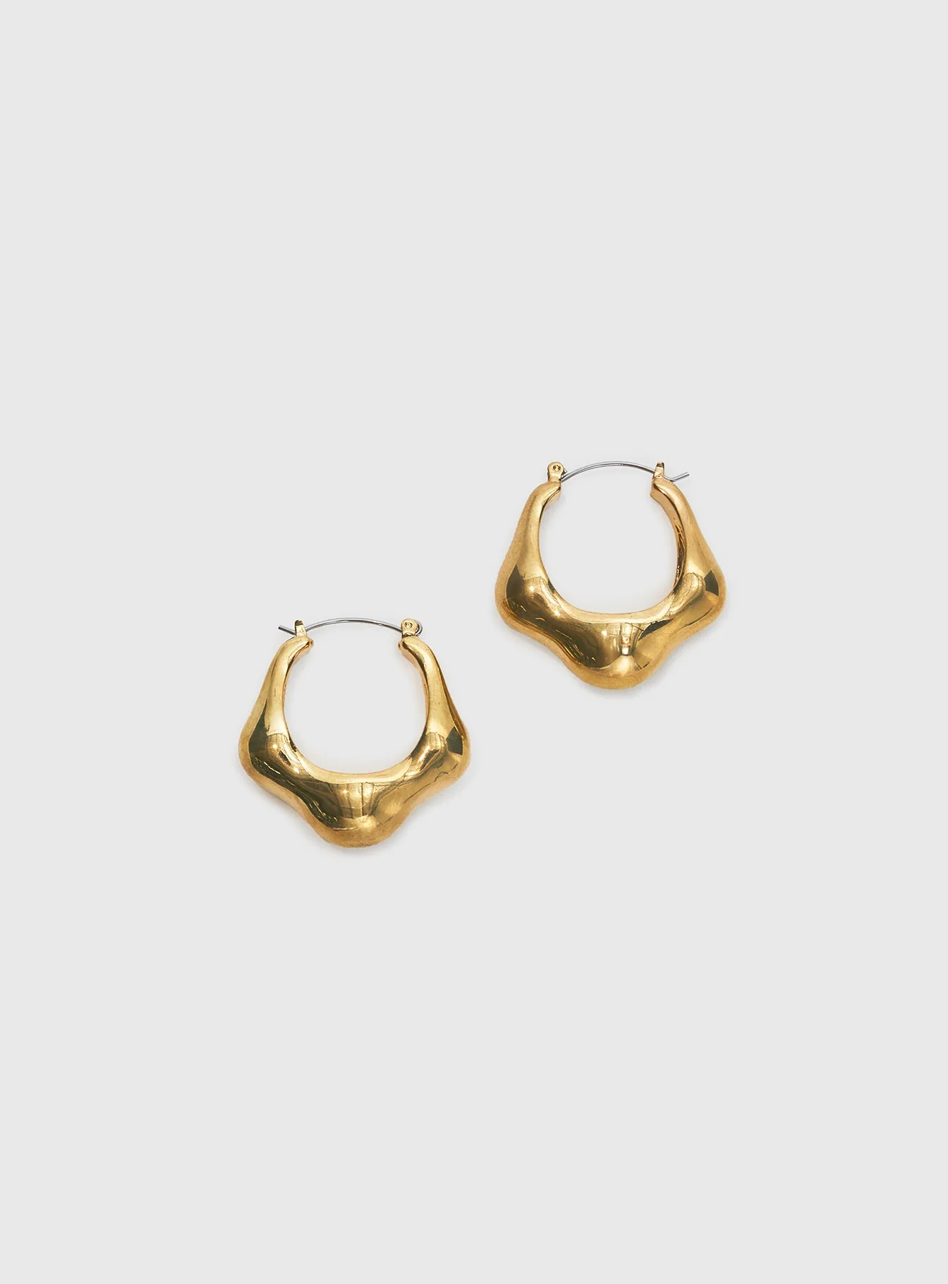 Maesie Hoop Earrings Gold - Image 2