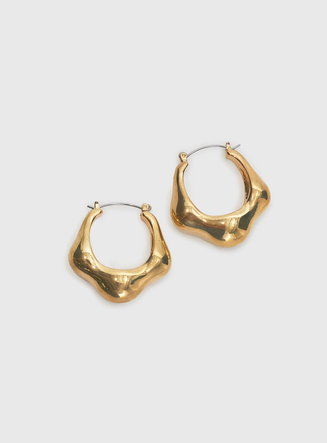 Maesie Hoop Earrings Gold - Image 3