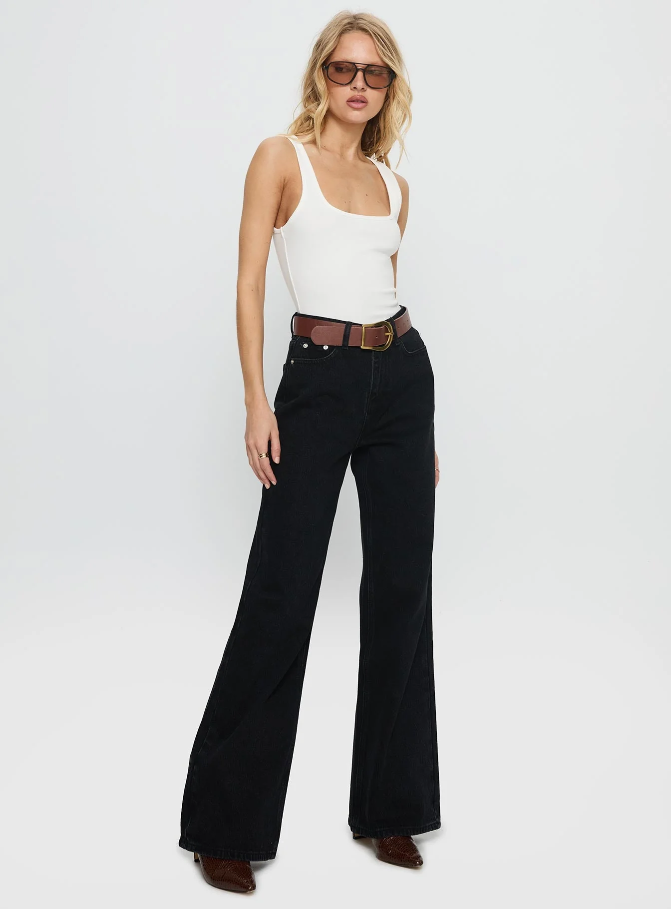 Maple Mid Rise Flare Washed Black - Image 3