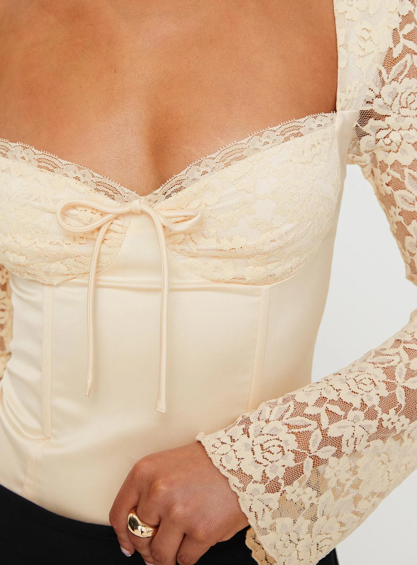 Markwell Long Sleeve Bodysuit Cream - Image 6