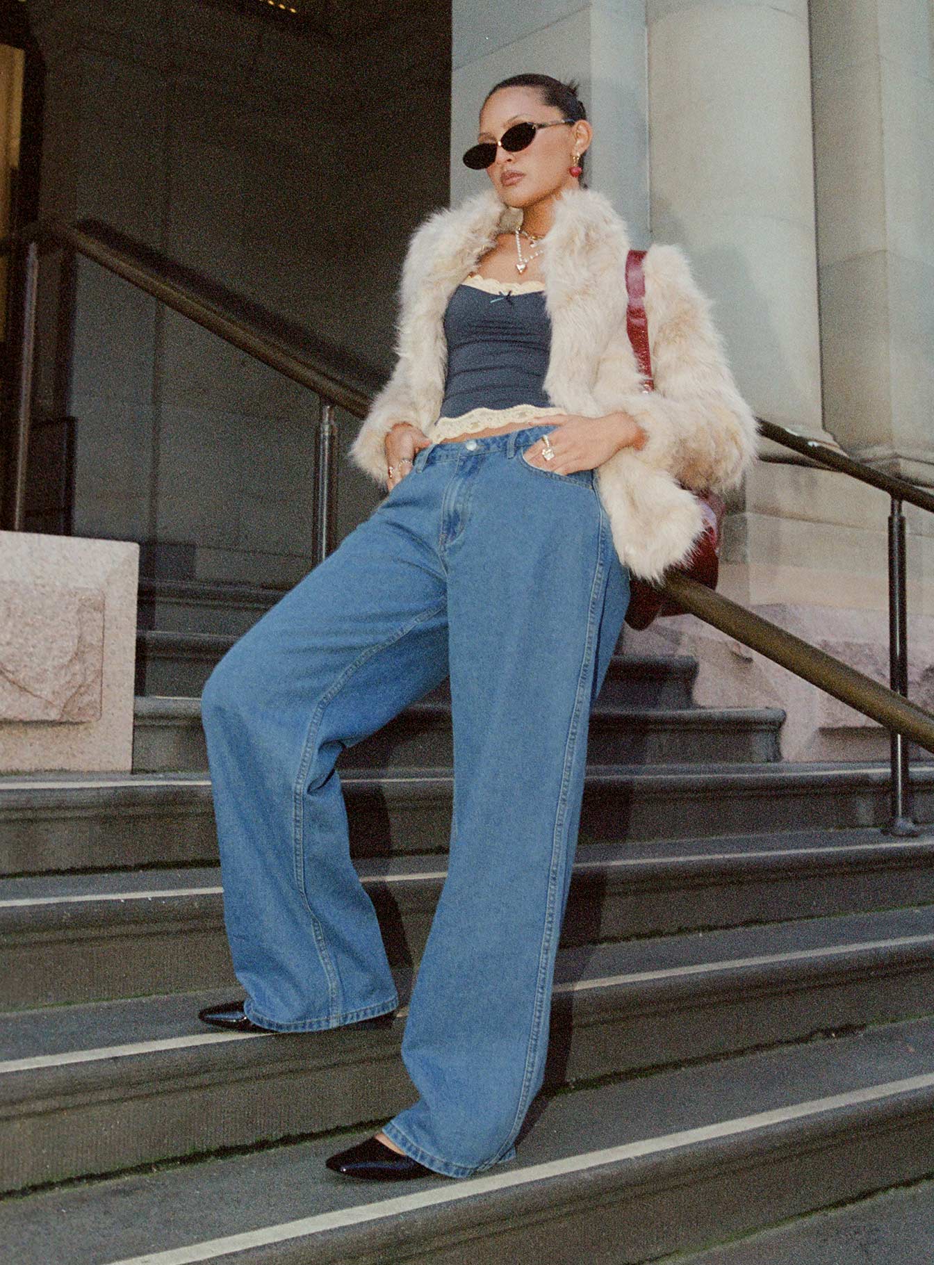 Maryanne Mid Rise Relaxed Jeans Mid Wash Denim - Image 8
