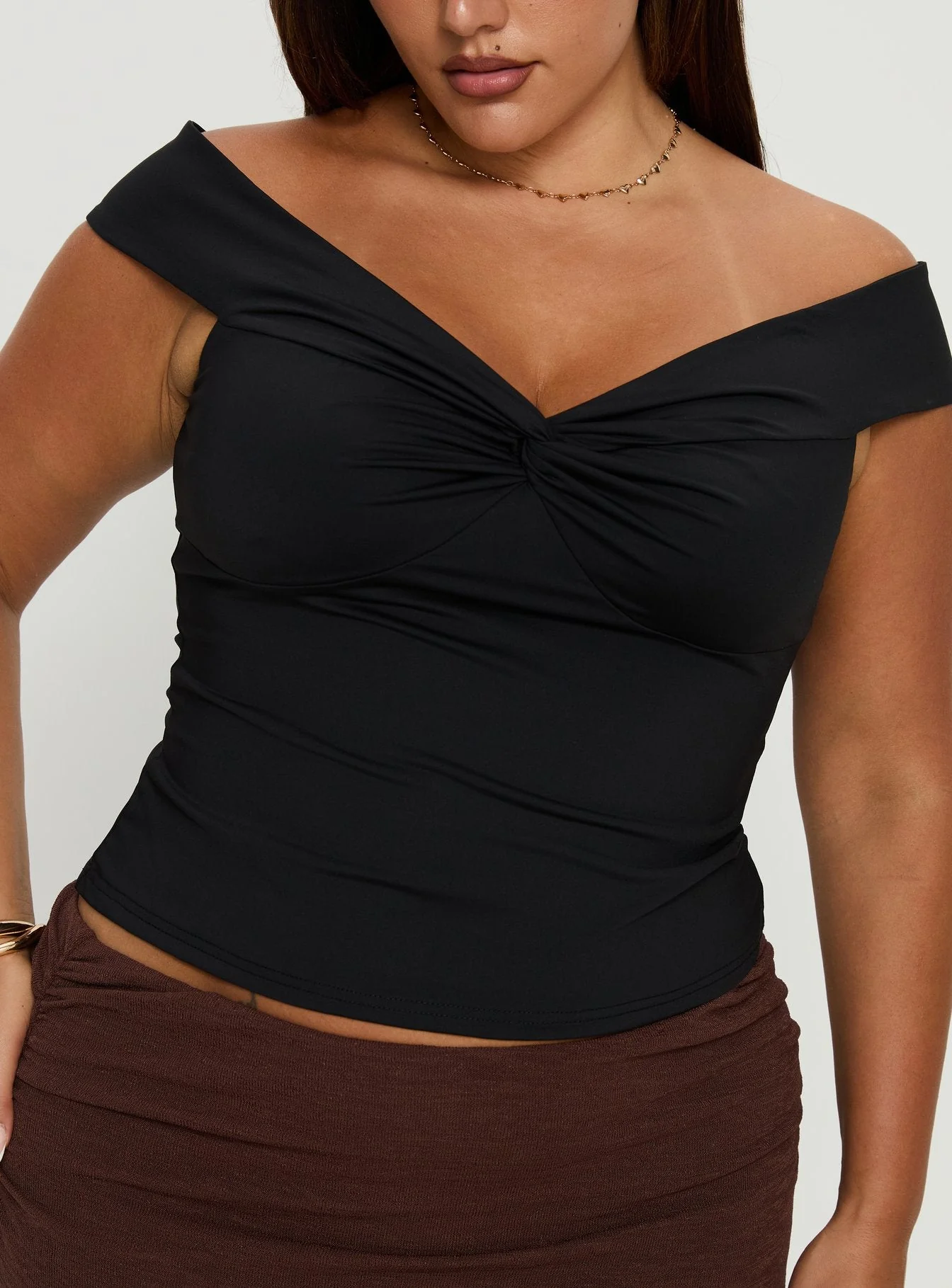 Maxeina Off Shoulder Twist Top Black Curve - Image 6