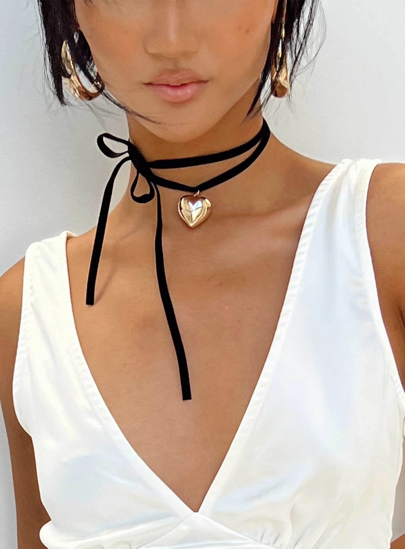 Meeks Necklace Black / Gold - Image 3