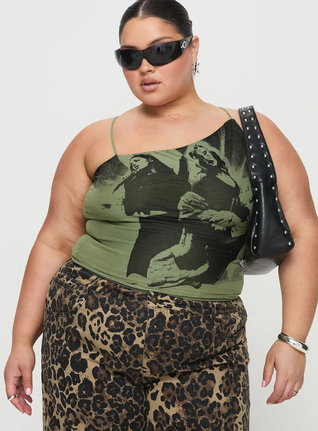 Miekie Top Green Curve - Image 2