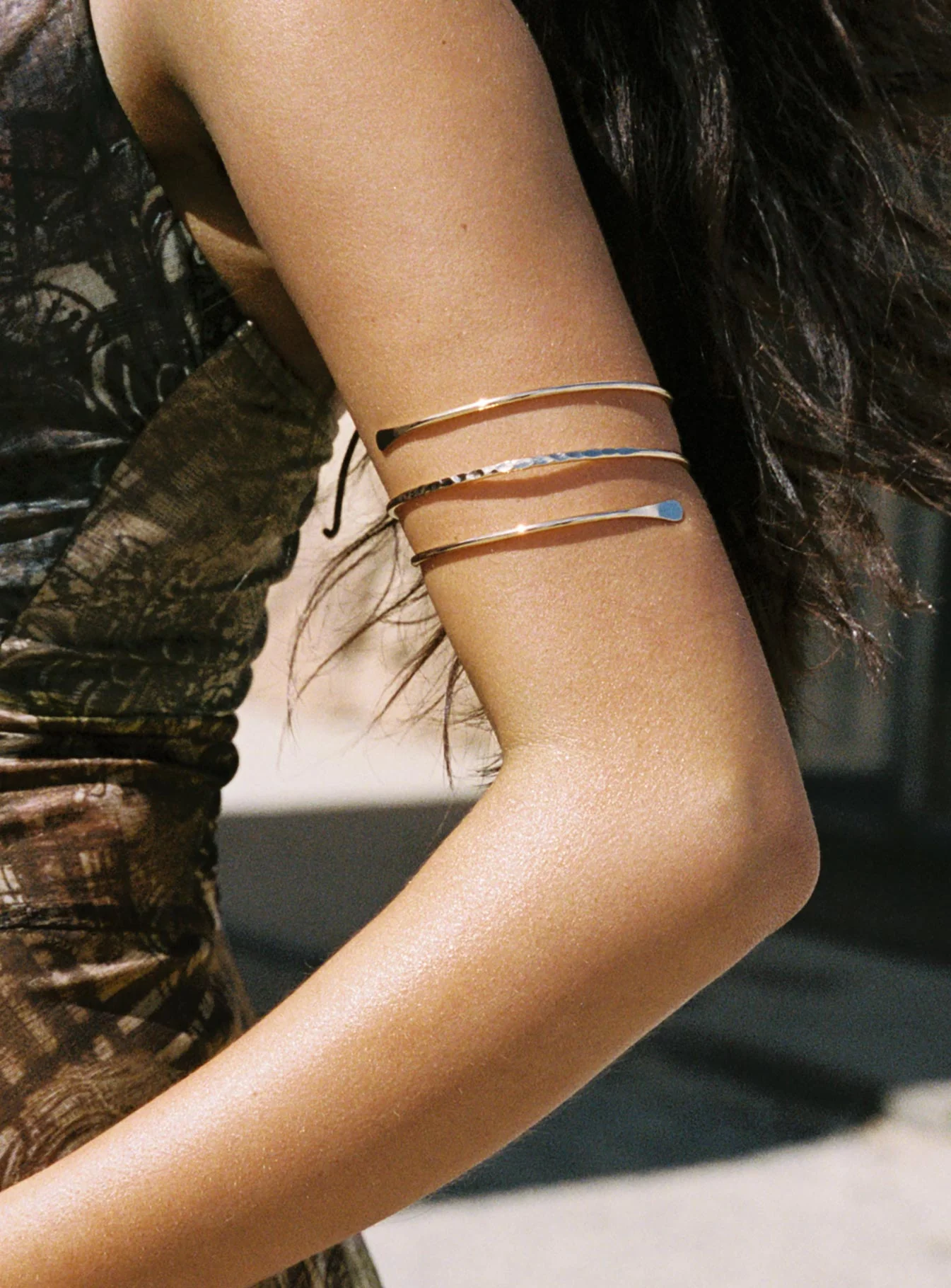 Money Moves Cuff Gold - Image 5