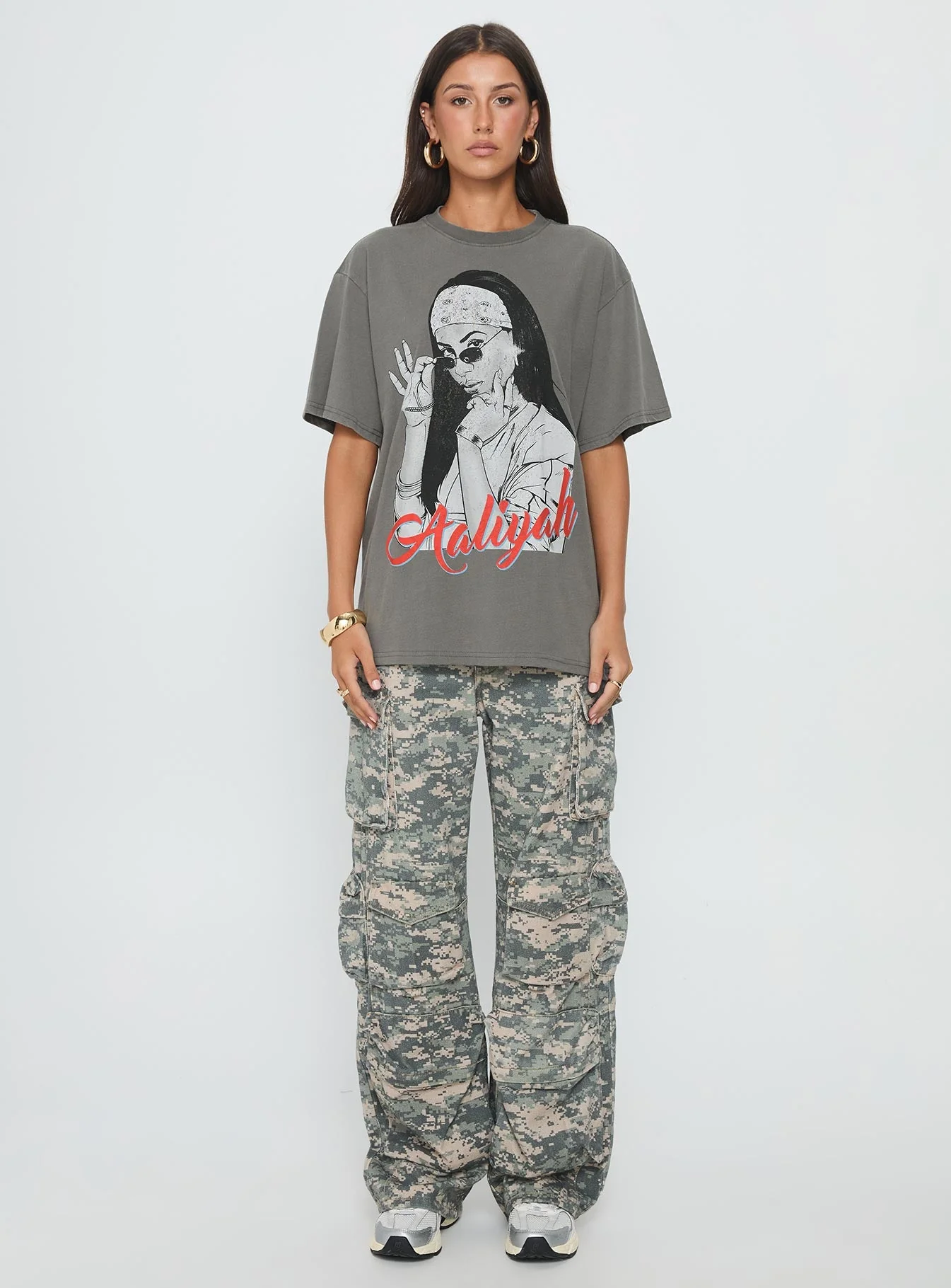 More Than A Woman Oversized Graphic Top Grey - Image 7