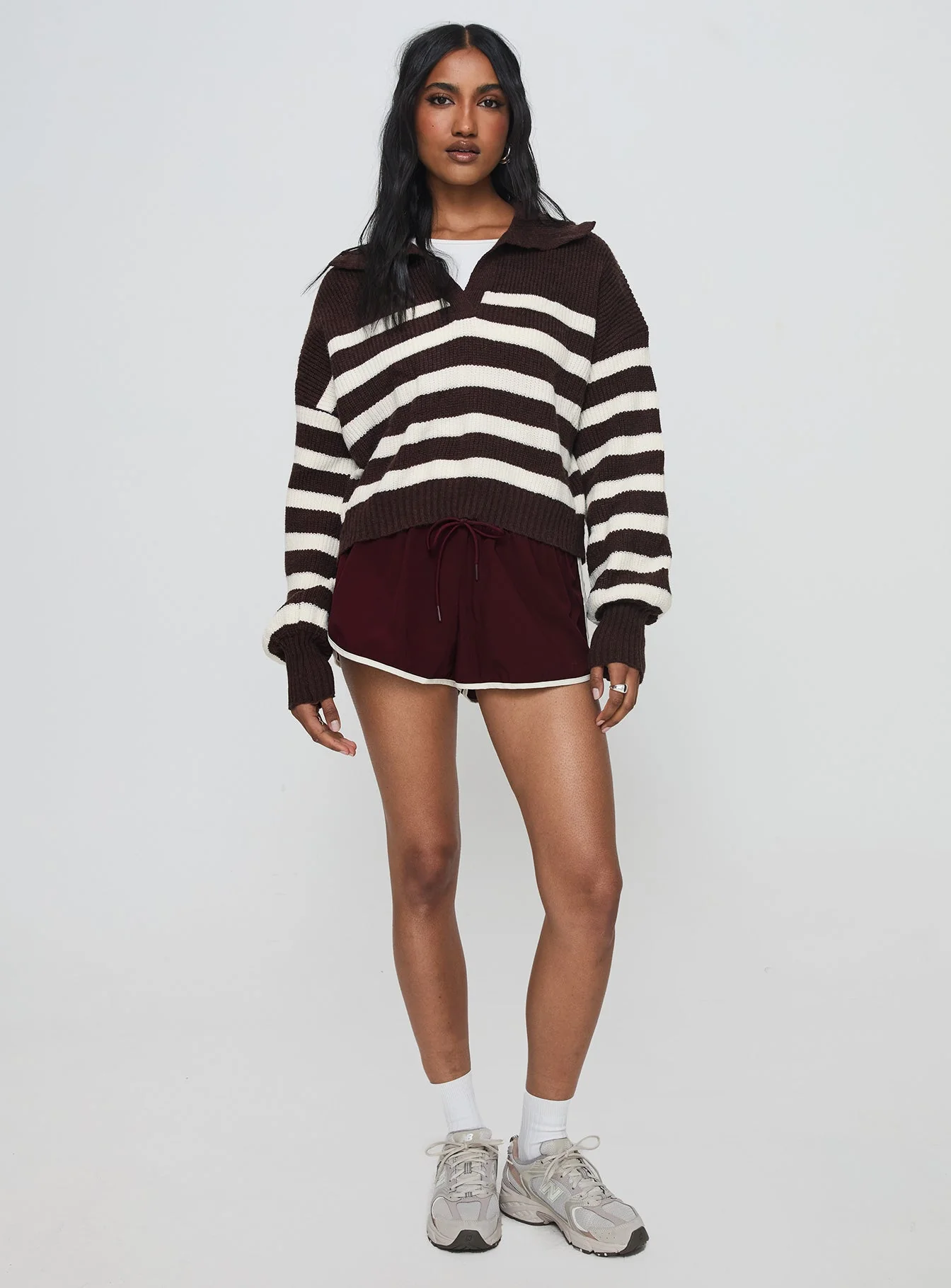 Moreton Shorts Wine - Image 5